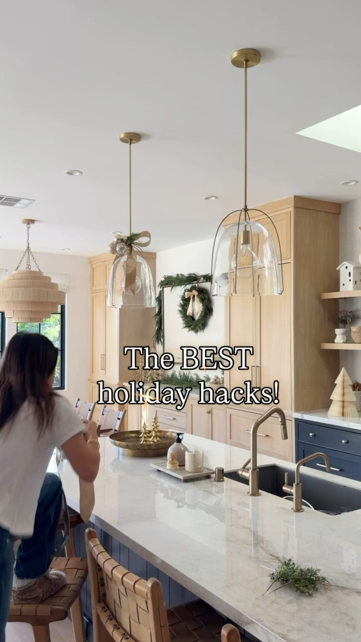 Holiday hacks to make your decorating easier. 

Christmas decor, light hacks, Christmas tree decor, ribbons, Christmas bells, wreath, Christmas ornaments  

 #LTKHoliday #LTKHome #LTKSaleAlert