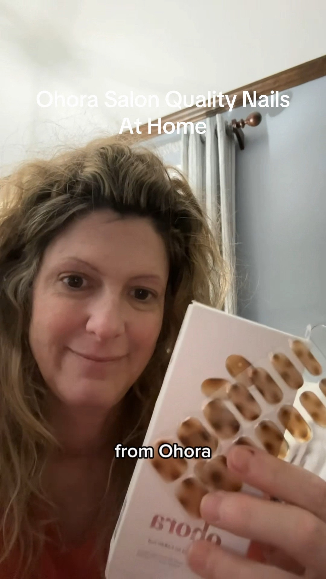 OHORA NAIL KIT
I tried the ohora nail kit for the first time and I'm seriously so impressed!
Faster, easier, and way more
affordable than the nail salon. 