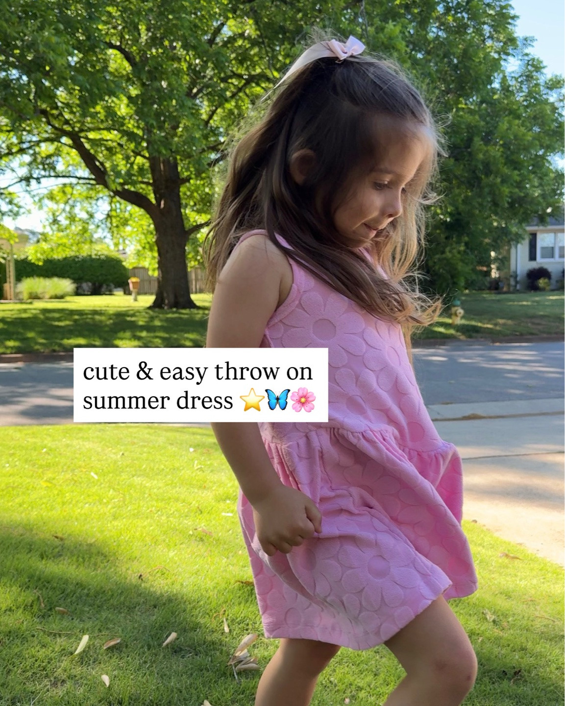 super cute dress, easy to throw on and go for summer!!! @mabel+honey with the cutest flower detail 🌸🌸🌸