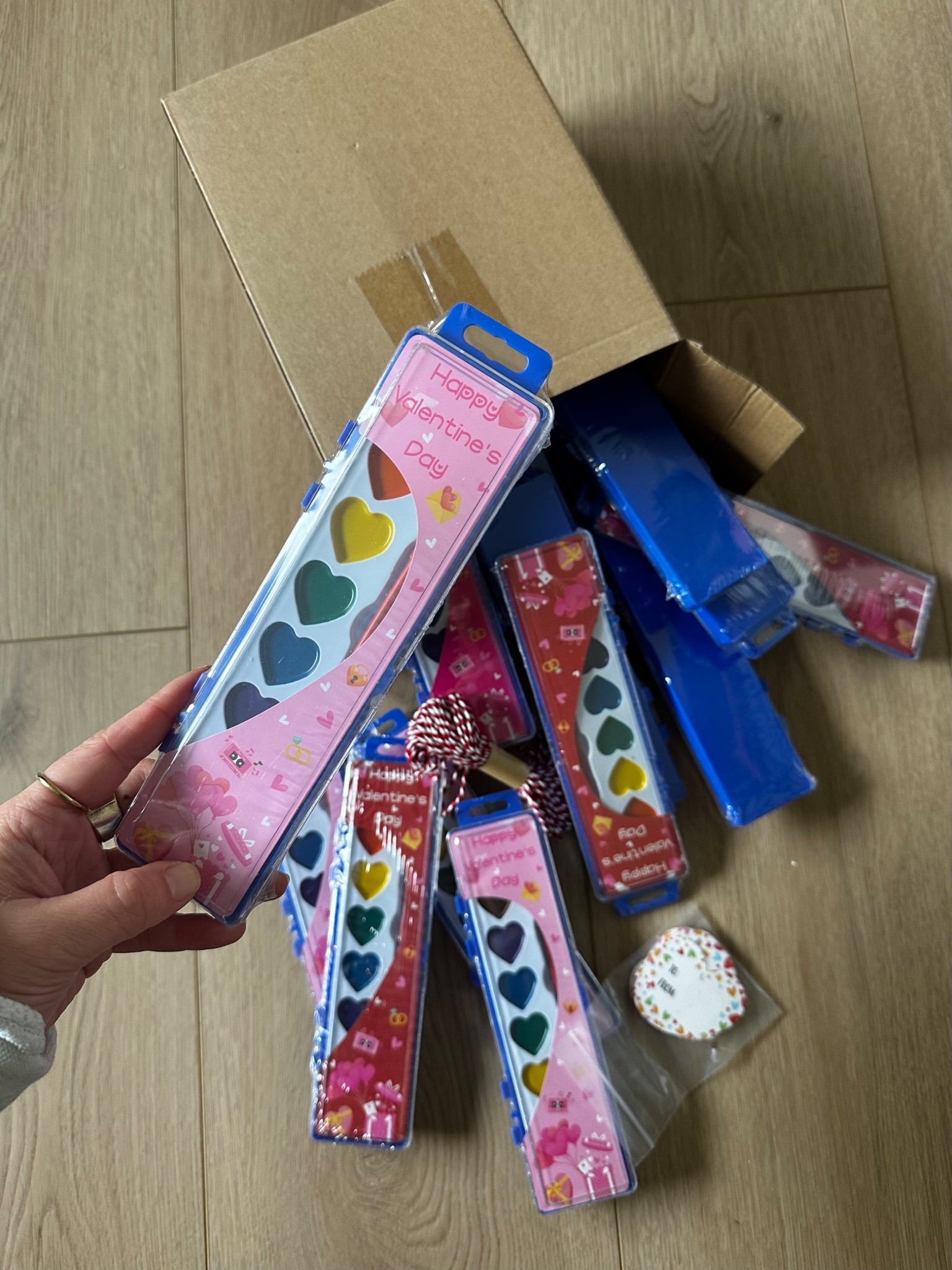 Love these watercolors for class Valentine’s Day! 24 pack with little string and to/from label.
Valentines classmate kindergarten preschool elementary school class. Amazon finds

#LTKValentine #LTKmomlife #LTKKids