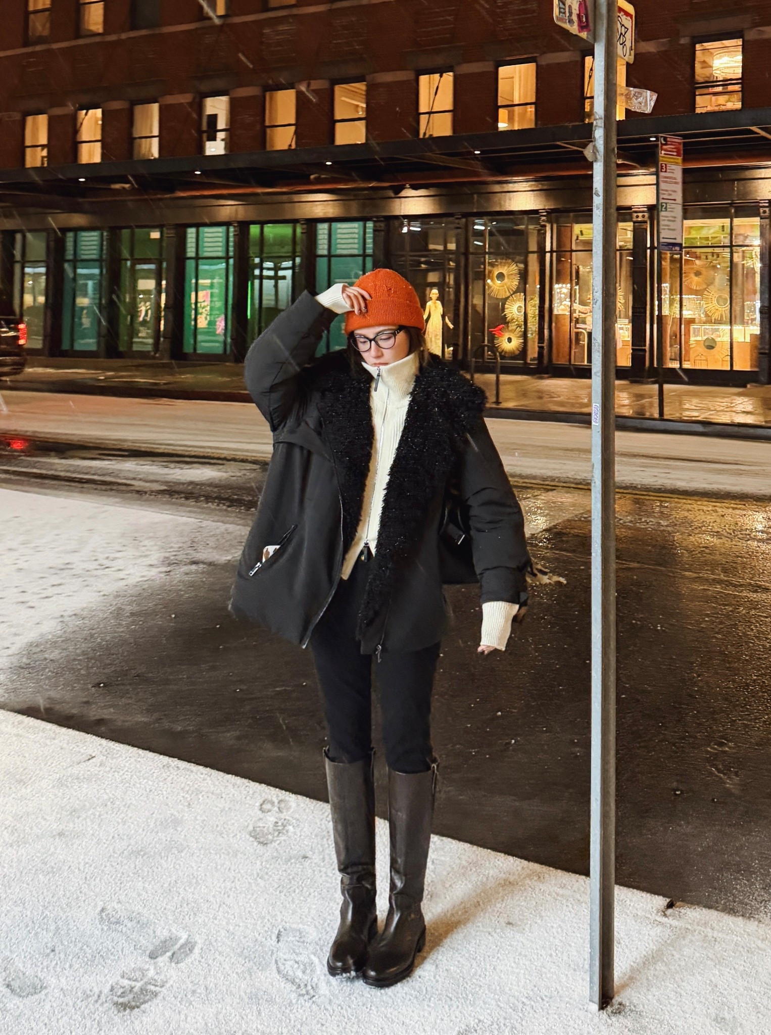 Built for winter night ❄️

Coat @fabrique.official - size xs
Sweater @lilysilk - size xs
Jeans @goelia - size 25


#LTKpetite #LTKwinter #LTKstyletip