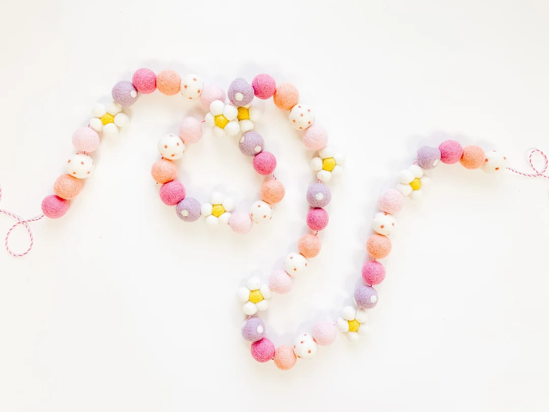 Spring Daisy Felt Ball Garland Bunting Banner  READY TO - Etsy | Etsy (US)