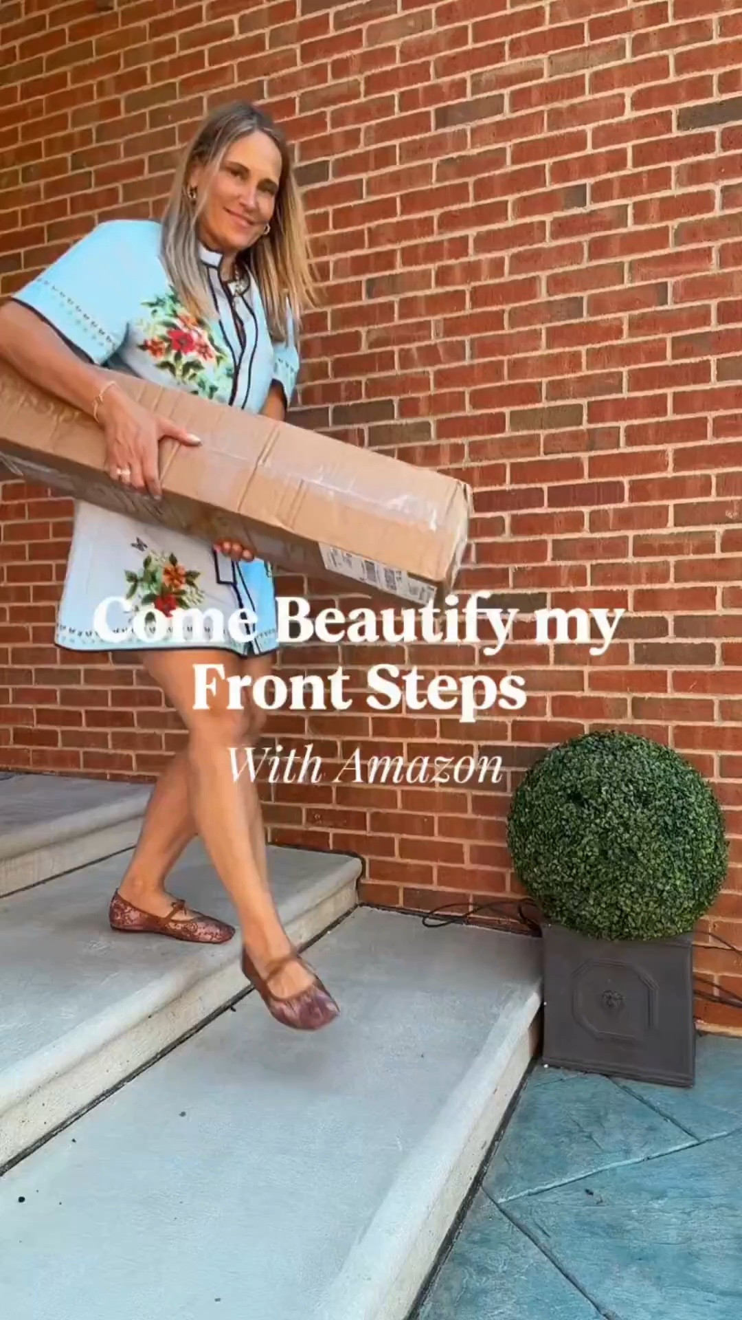 I found the perfect faux plants to spruce up my porch and the pots are so gorgeous too. s

#LTKOver40 #LTKMidsize #LTKSeasonal