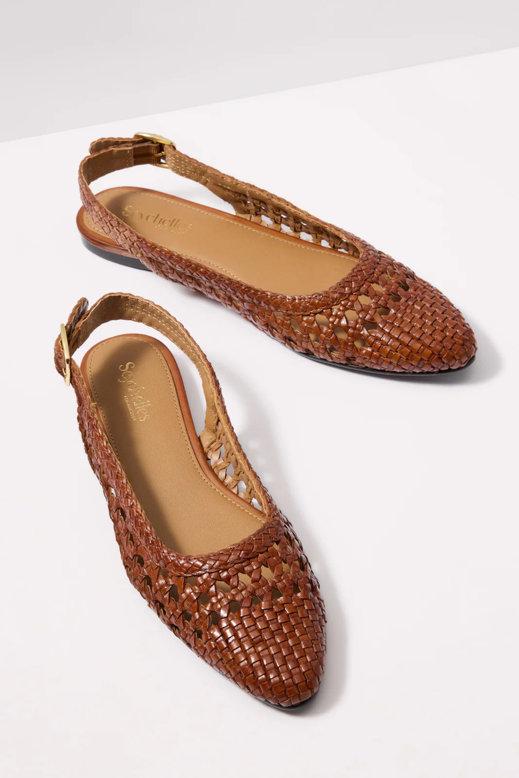 Avalon Woven Flat | Evereve