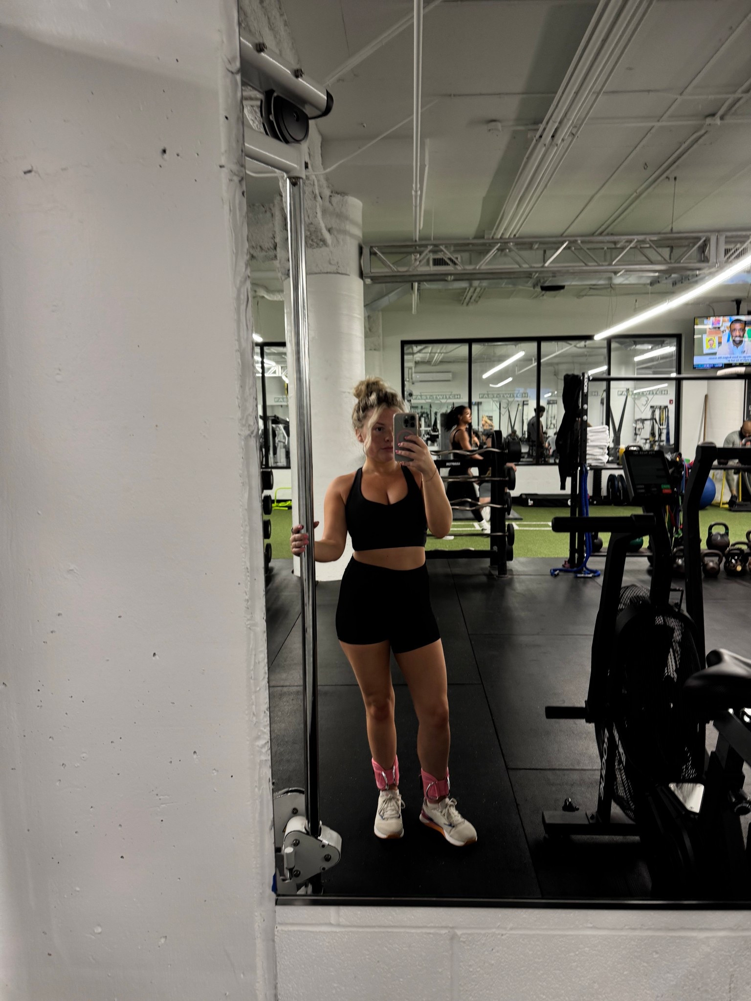 obsessed with these workout pieces been wearing buff bunny for years and Monday since they first launched their active line. Good pieces for girls w bigger 🍒 too

#LTKPetite #LTKActive #LTKFindsUnder100