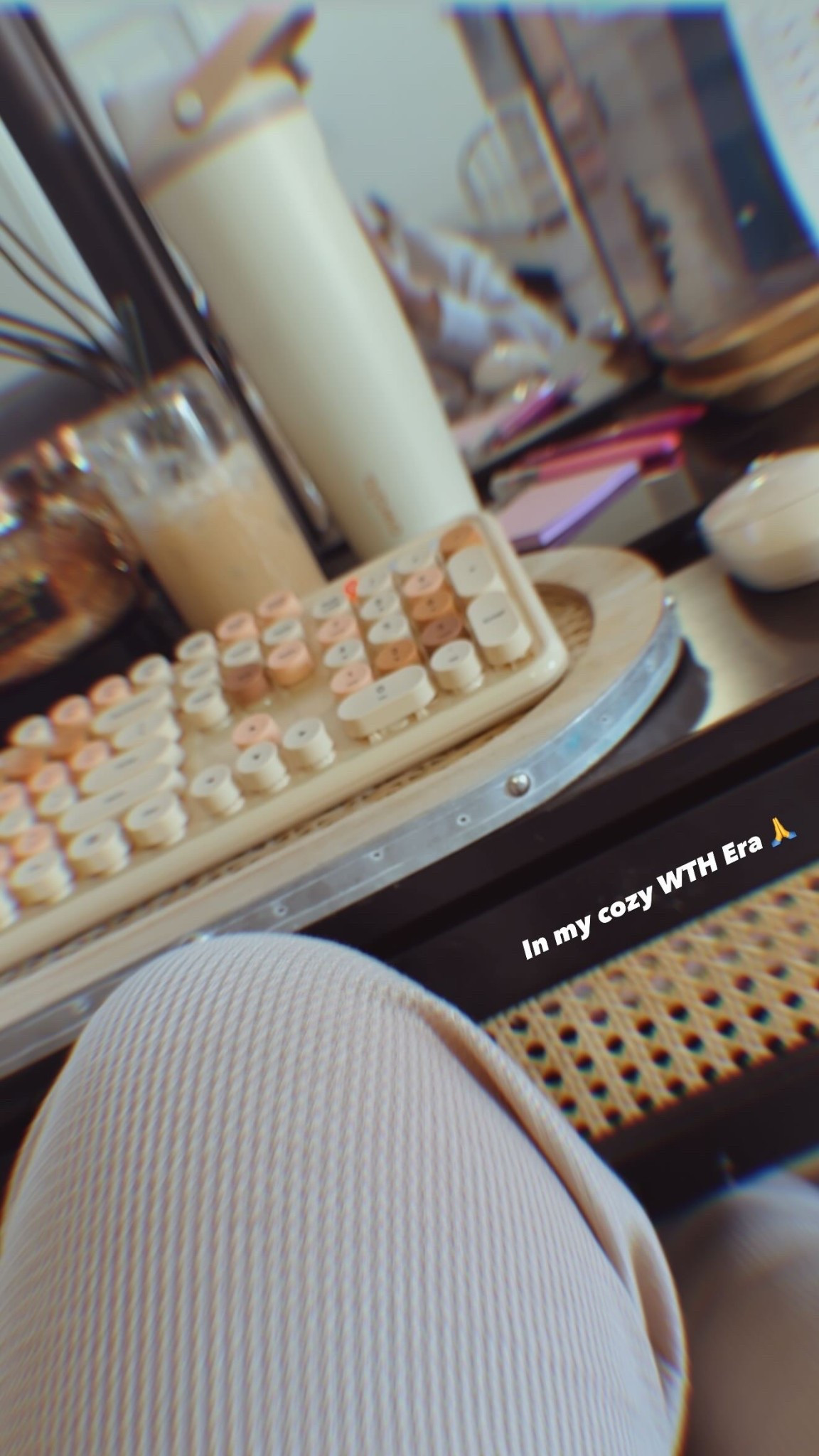 Cozy WFH Era #office #officespace #creamykeyboard #keyboard #owala #homeoffice 

#LTKHome #LTKFindsUnder50 #LTKGiftGuide