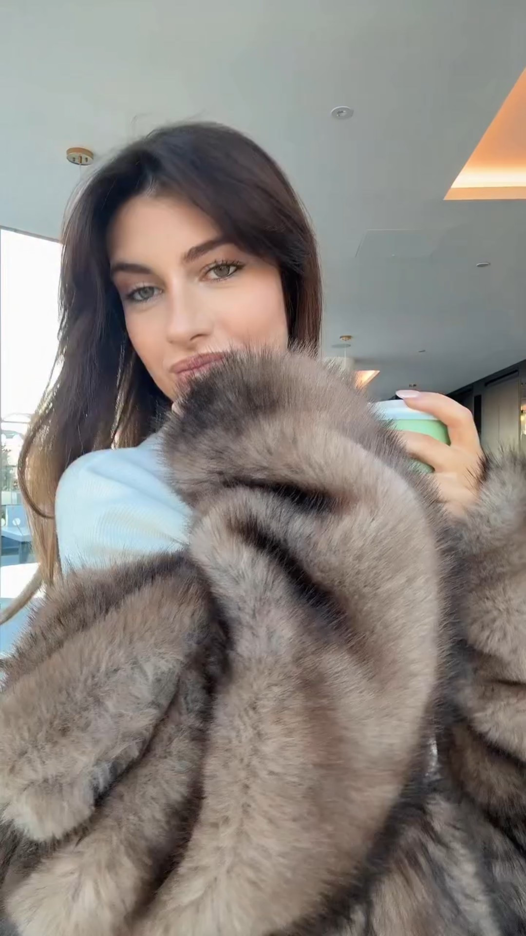 cozy ootd🧸


PLT, Faux Fur jacket, Co-ord set, Cosy outfit, Winter Jackets, Winter Outfits

#LTKuk #LTKeurope #LTKwinter