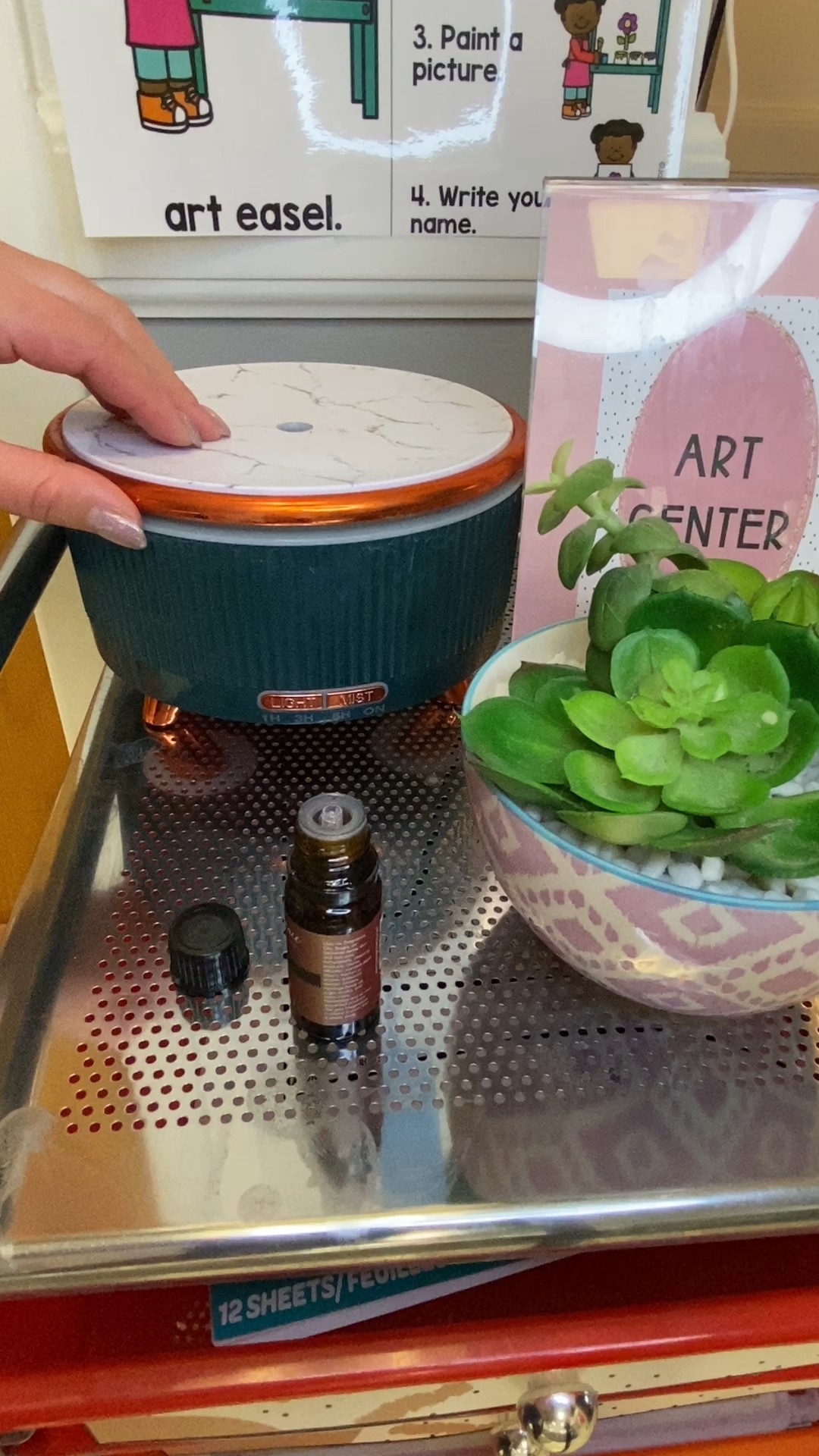 Add a diffuser to your classroom. You’ll thank me later 👃🏽💜