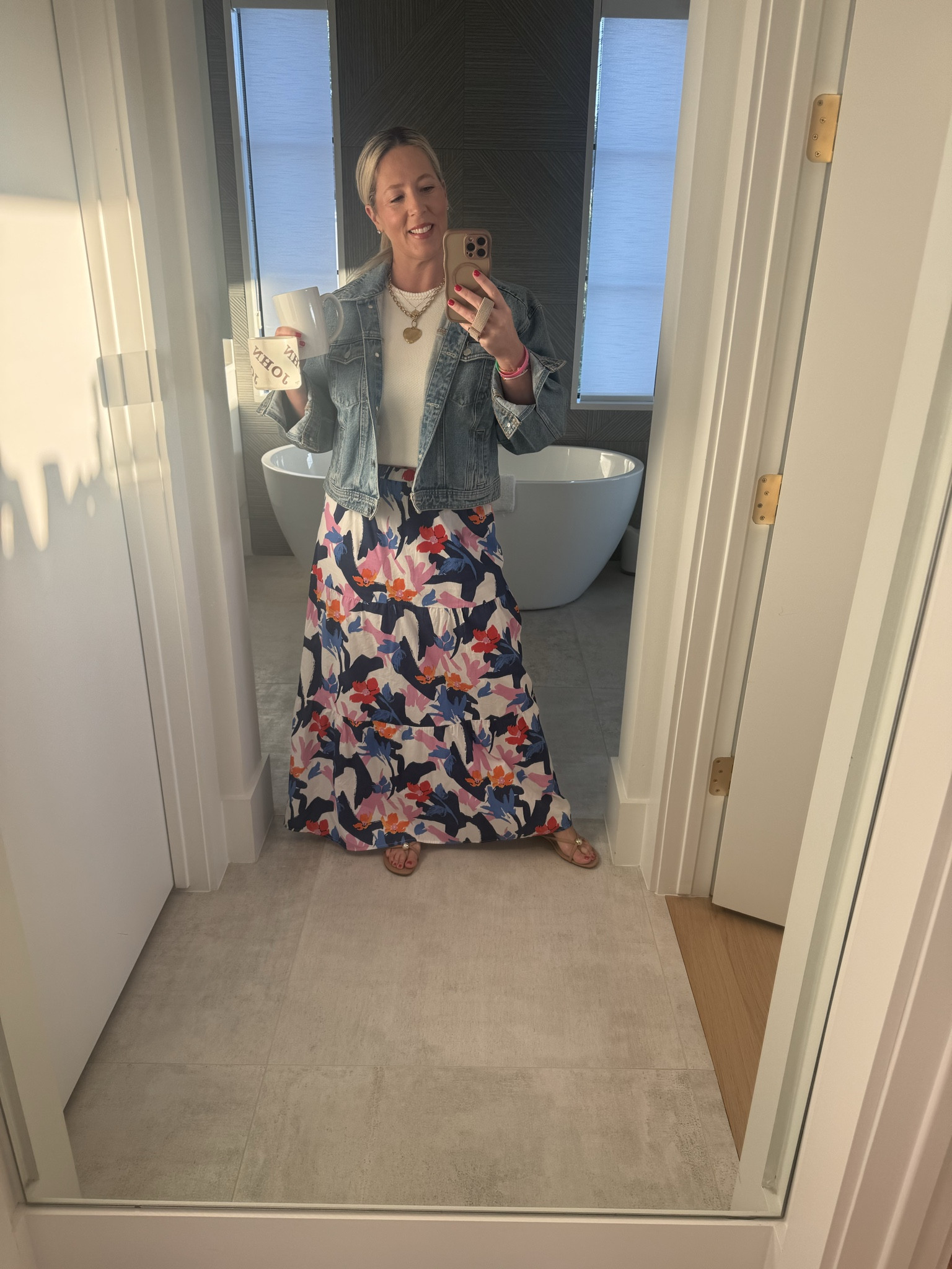 summer ➡️ fall fit. 

effortless layers, easy colors, and the kind of outfit that works from sunshine to sunset. linking what i can  ✨ #OOTD #FallTransitionStyle #EffortlessChic #40PlusStyle