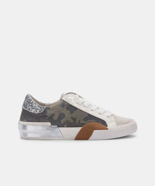 ZINA SNEAKERS IN CAMO CANVAS | DolceVita.com
