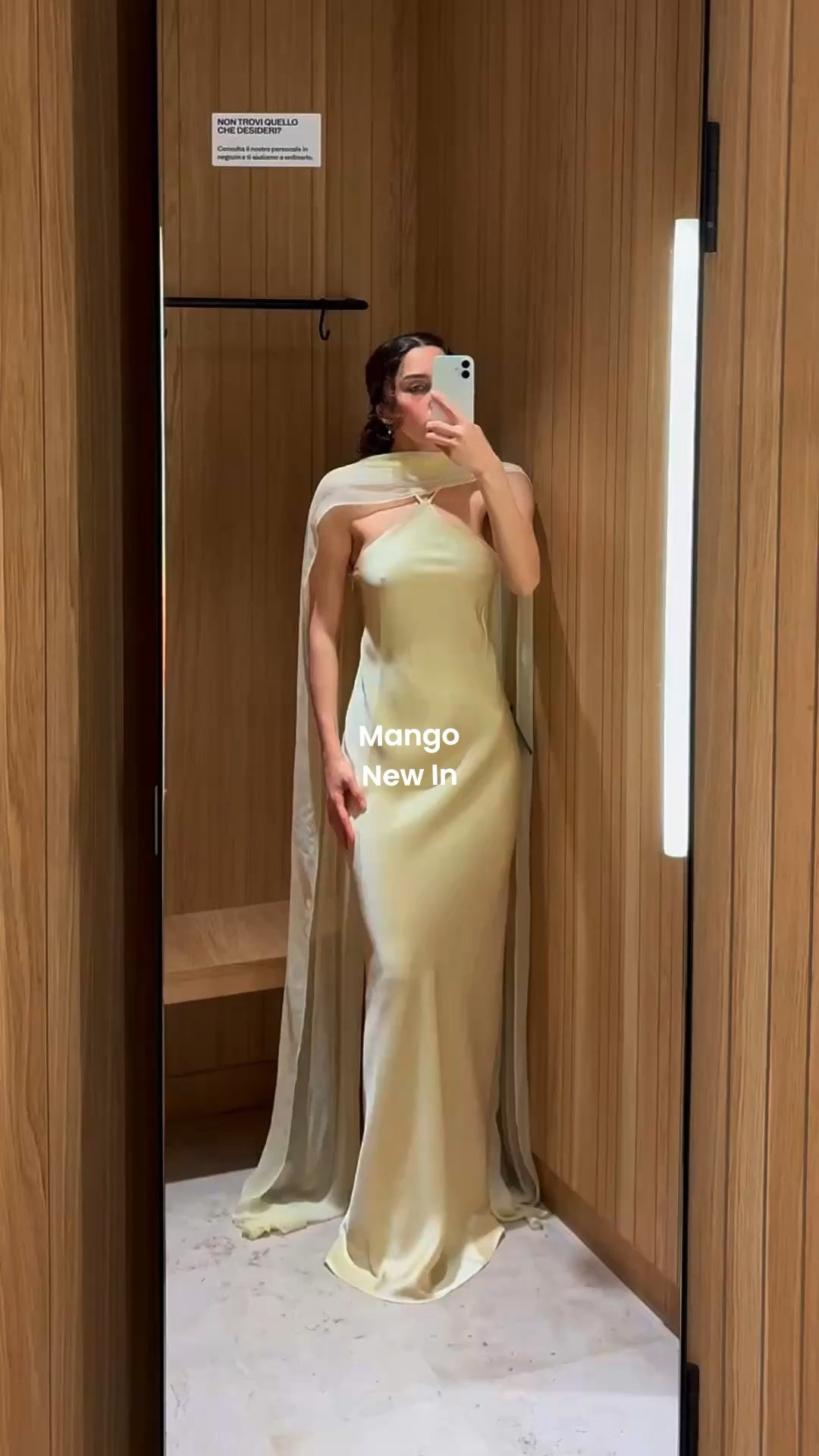 Size XS💛
This satin dress is doing way too much work for how effortlessly it sits on the body. Honestly, it looks unfairly good on.

And the best part? The matching scarf isn’t just decoration, you can style it in multiple ways, so it basically refuses to be boring no matter how hard you try.

#LTKdresses