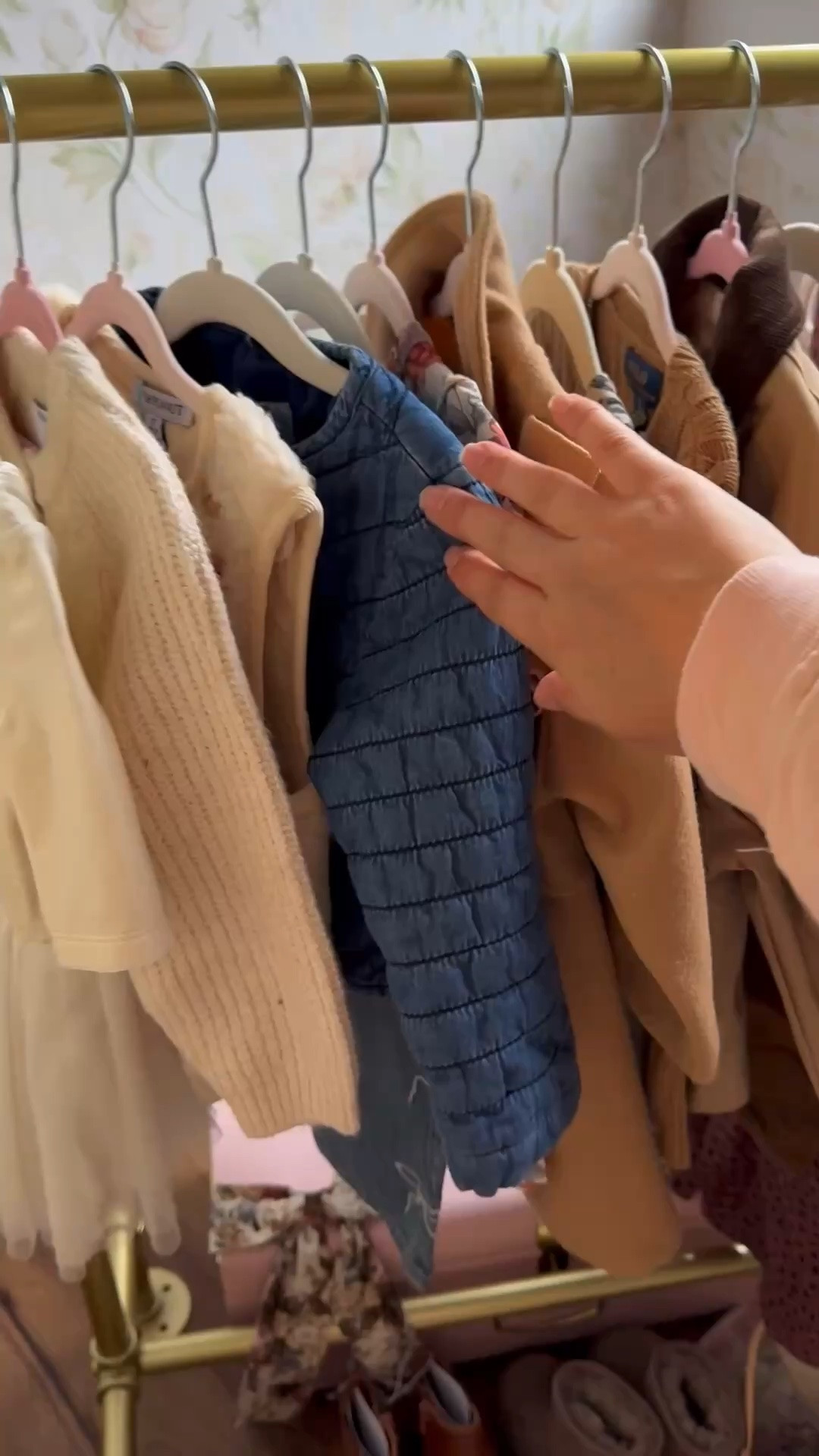 My 19 month old baby girls fall wardrobe is what dreams are made of 
@Posh Peanut 
@Target 
@Caden Lane 
@nordstrom
@oldnavy
@gap
@abercrombie

#LTKKids #LTKootd #LTKSeasonal