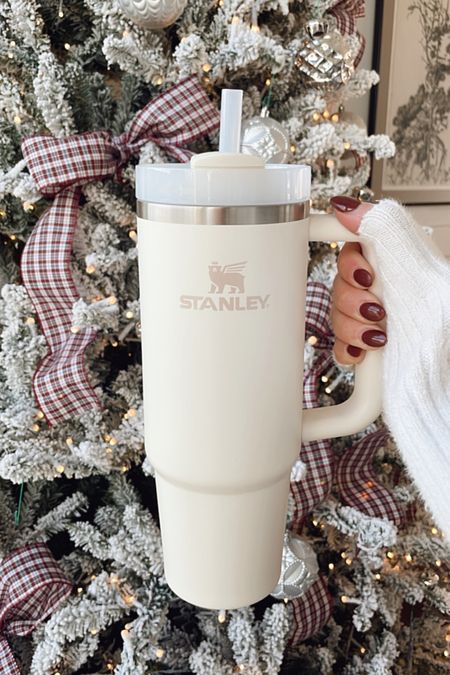 IN STOCK 🎁 Cream 30oz Stanley Quencher. Gift idea for mom, sister, friend.

#LTKhome #LTKGiftGuide #LTKHoliday