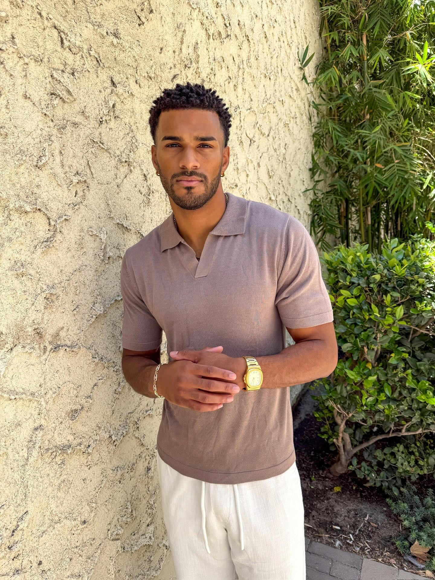 A few of my signature poses 🤝😀👍


#LTKTravel #LTKMens #LTKFindsUnder100