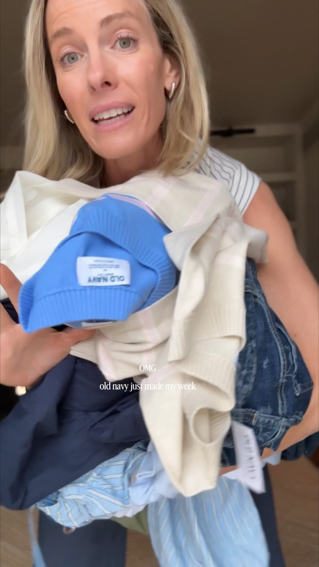 Woowwww I love these looks! Very well made and perfect for travels / spring / spring transition! Obsessed. Size smalls and talls if available! 