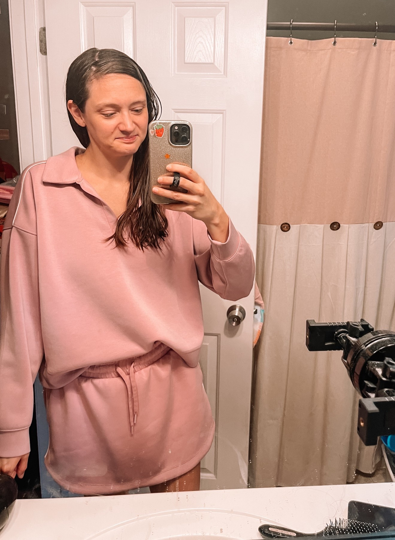 Target did not have to go this hard with this set 💕 Cozy enough for lounging, cute enough for errands. The perfect ‘I still have my life together’ outfit… even when I don’t 😅 available in 5 different color options but I’m obsessed with this mauve!

#TargetStyle #MomUniform #LTKFinds

#LTKActive #LTKFindsUnder50