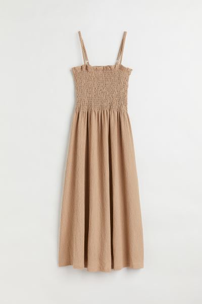 Sleeveless, calf-length dress in crinkled jersey. Narrow, adjustable shoulder straps and fitted, ... | H&M (US + CA)