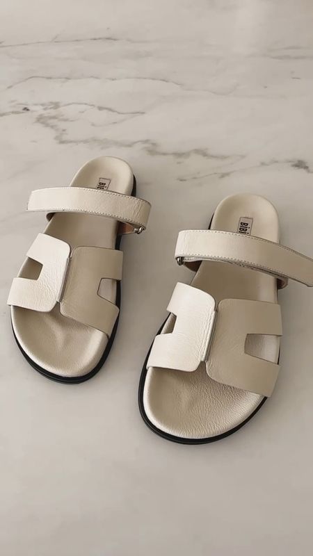 Chic sandals, true to size, linked a similar style #StylinByAylin #Aylin

#LTKSeasonal #LTKshoecrush #LTKstyletip