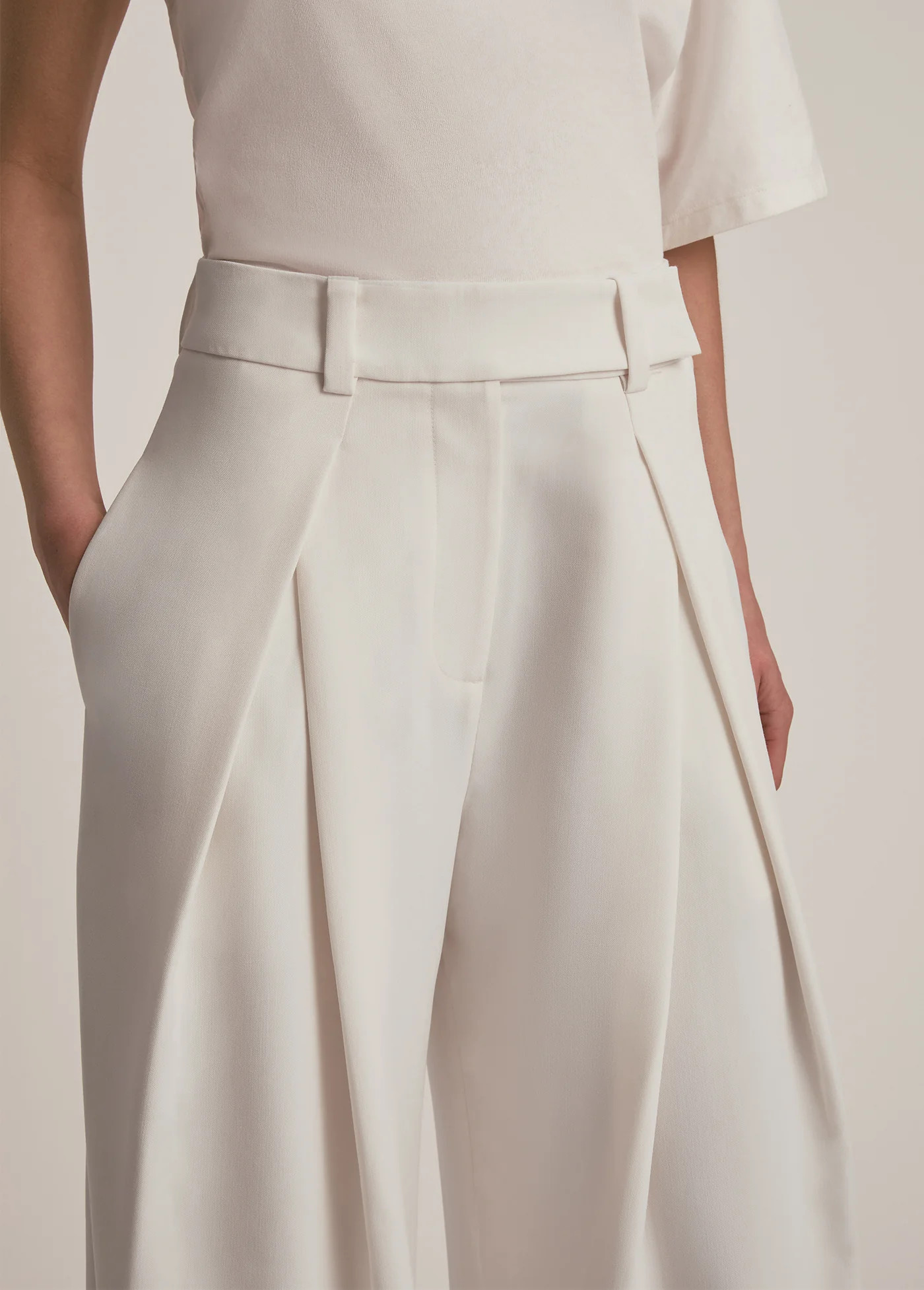 PLEATS PLEASE PANT | Favorite Daughter