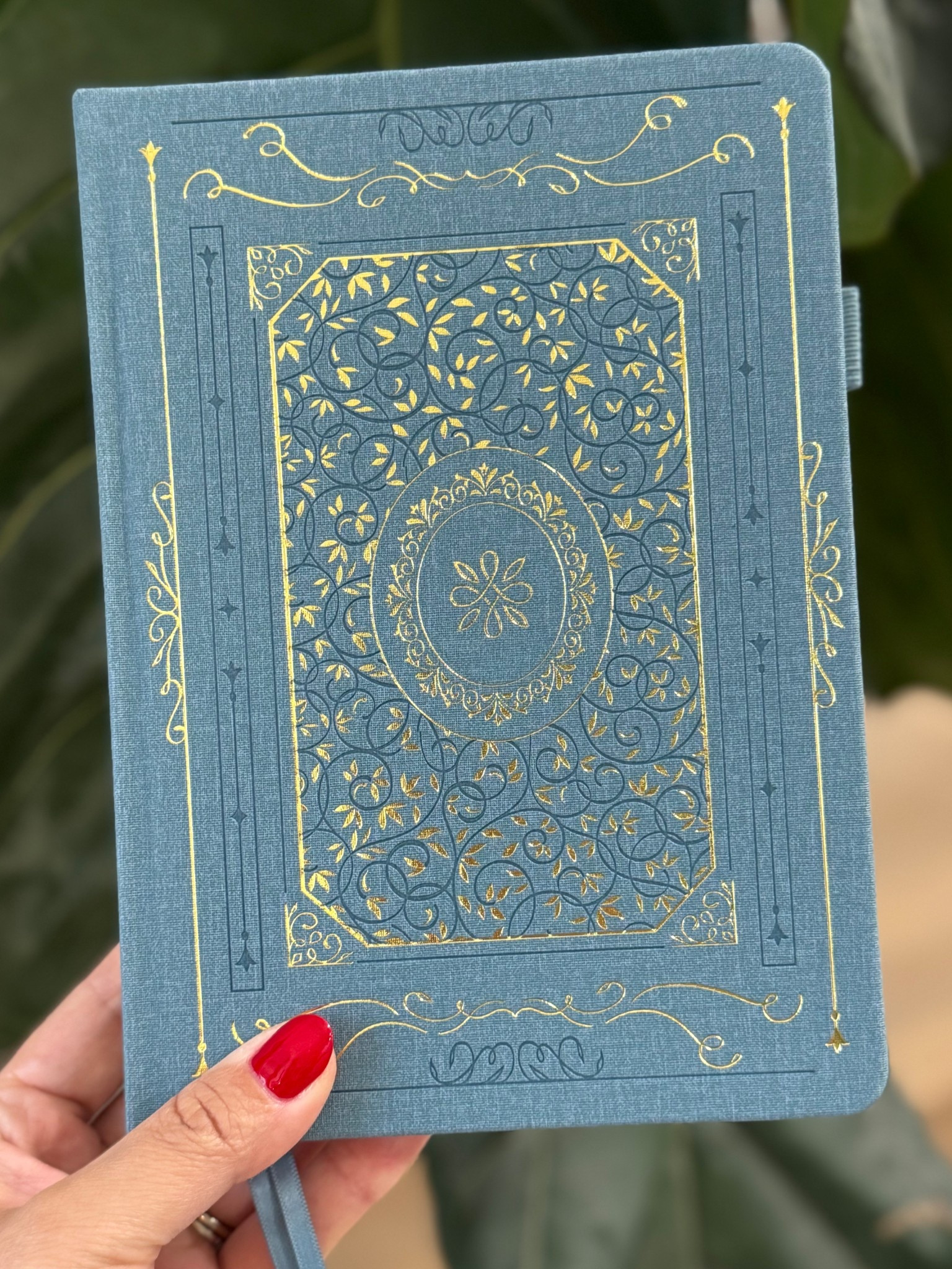 Starting a brand new analog hobby for the year, a reading journal! I have been using apps to track my reading but prefer to not leave my review there. This is the perfect amount of creativity and functionality to track my reading for the year. 

Nails: Olive & June Secret Recipe 

#LTKselfcare #LTKBeauty #LTKstorytime