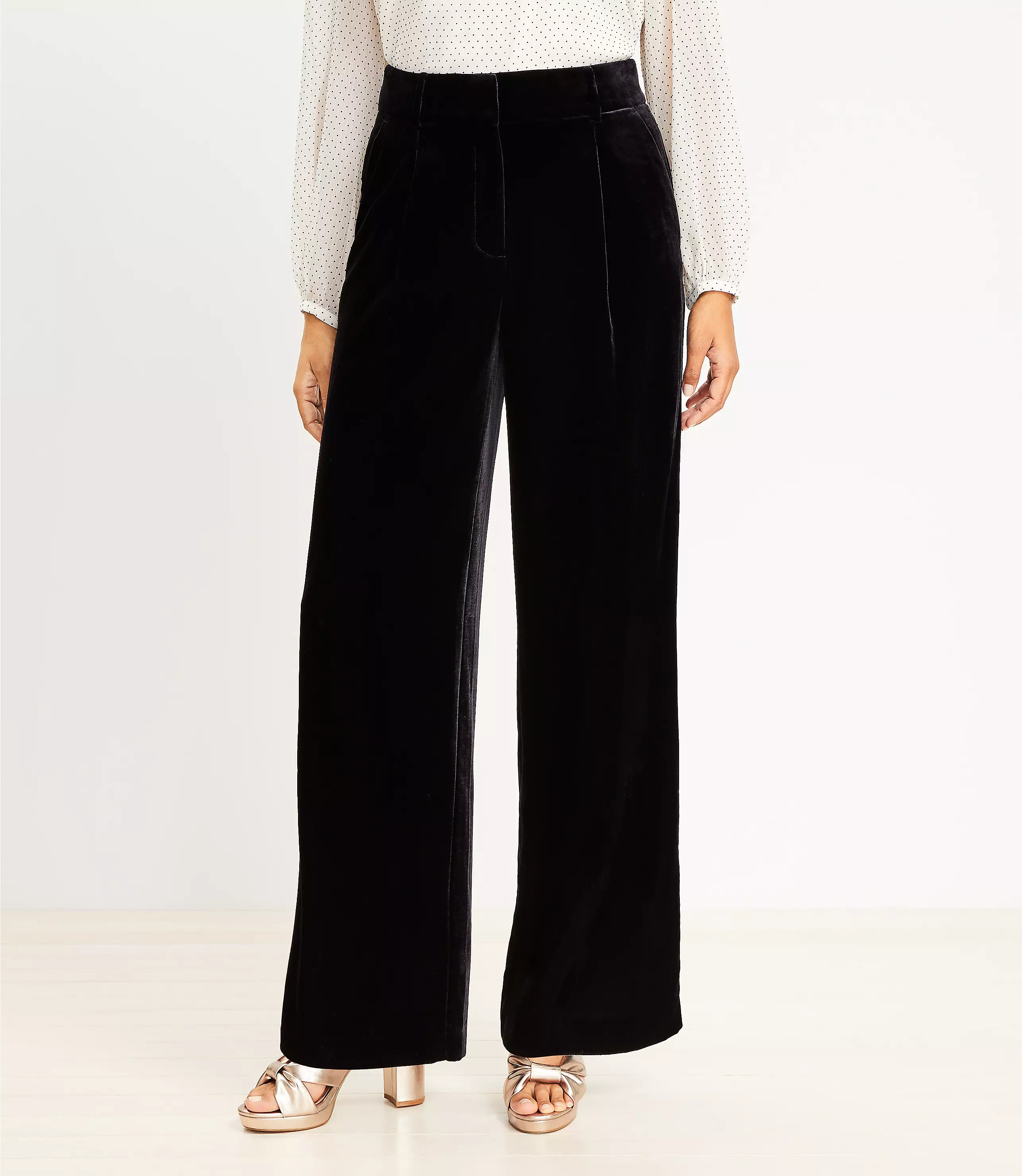 Peyton Trouser Pants in Velvet | LOFT