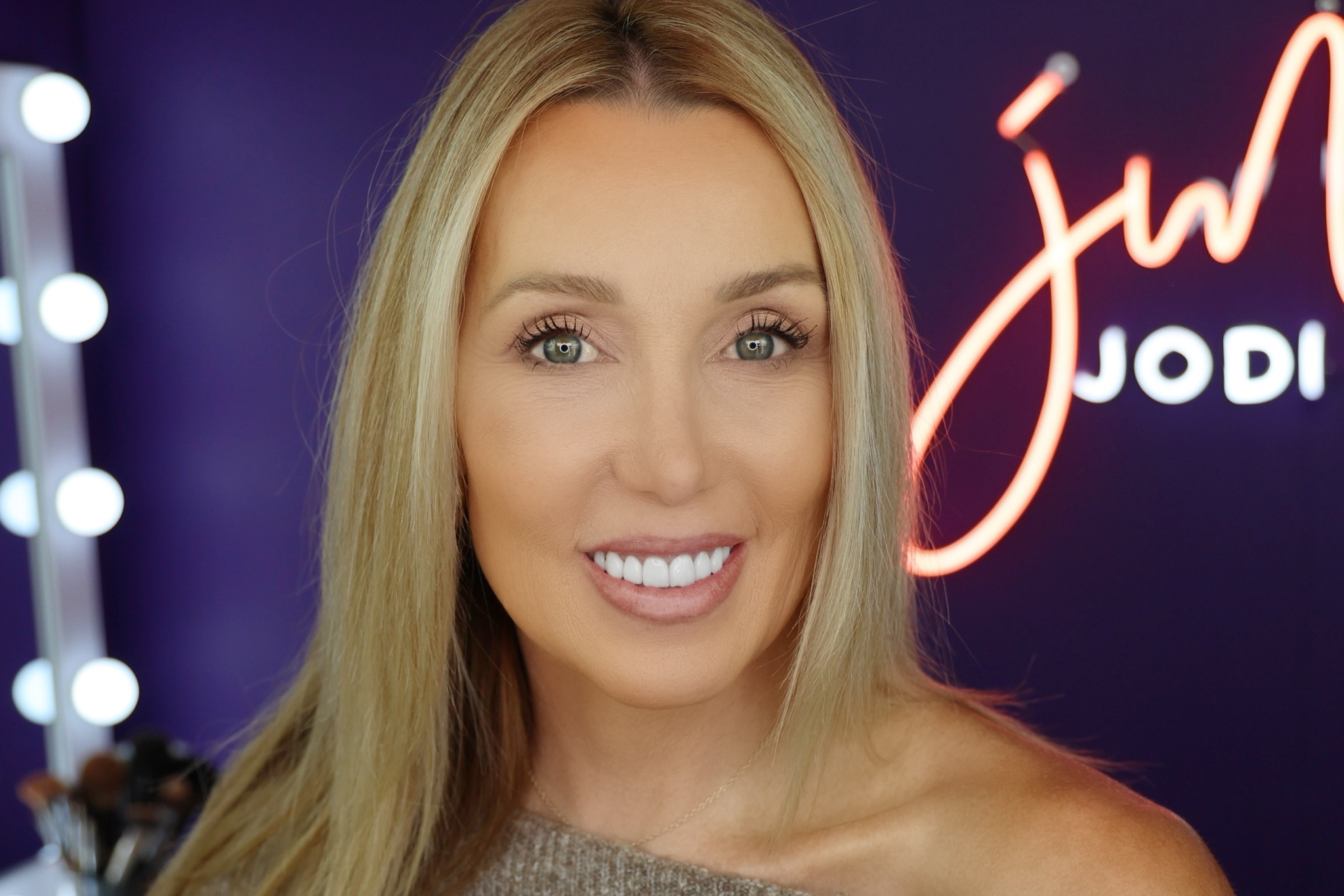 SHOp THE LOOK 

#LTKbeauty #LTKunder50 #LTKFind