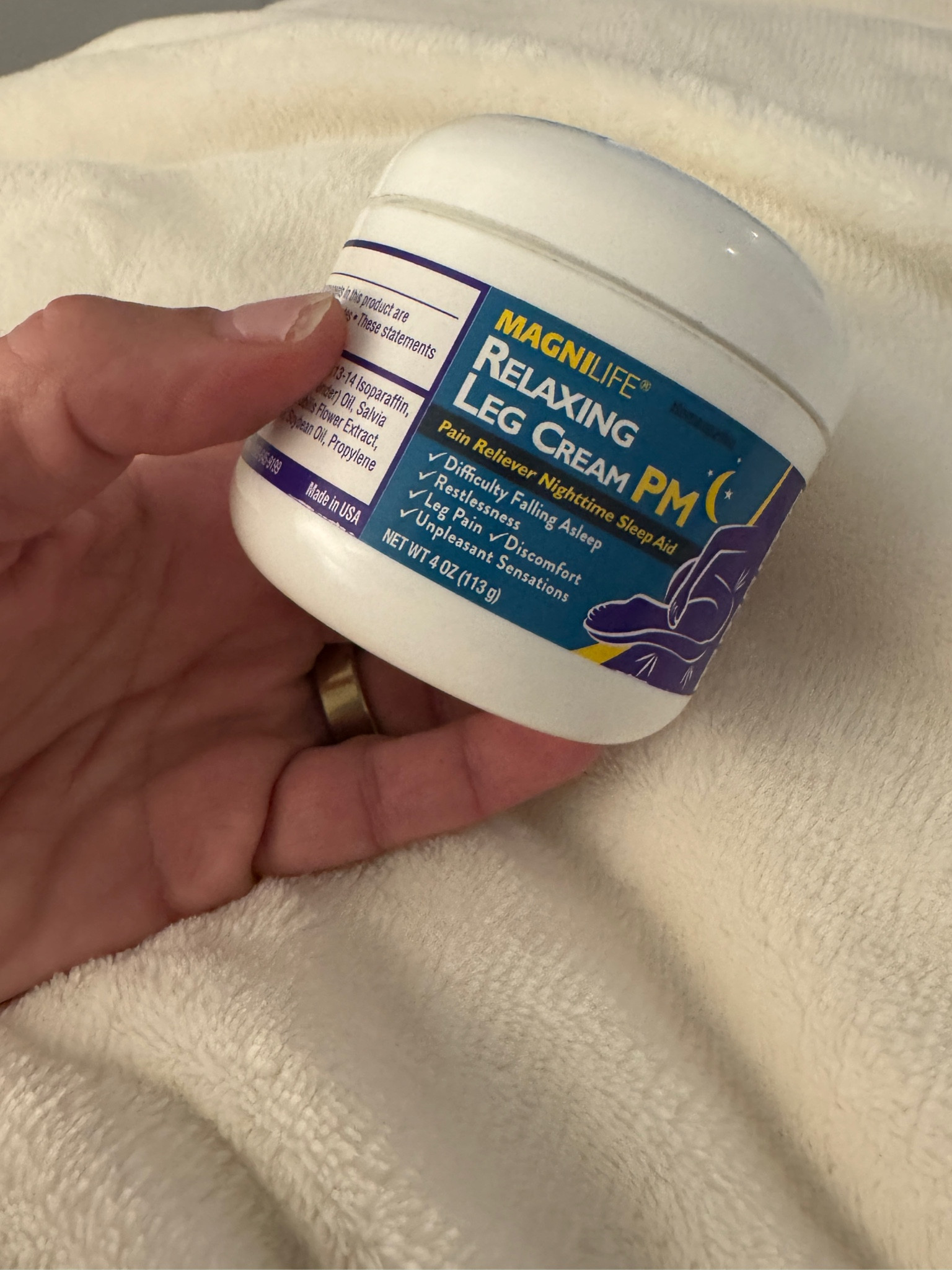 Cover me in magnesium!! Newest addition to my nightly routine! 
#magnesium #health #wellness

#LTKActive #LTKOver40 #LTKFitness