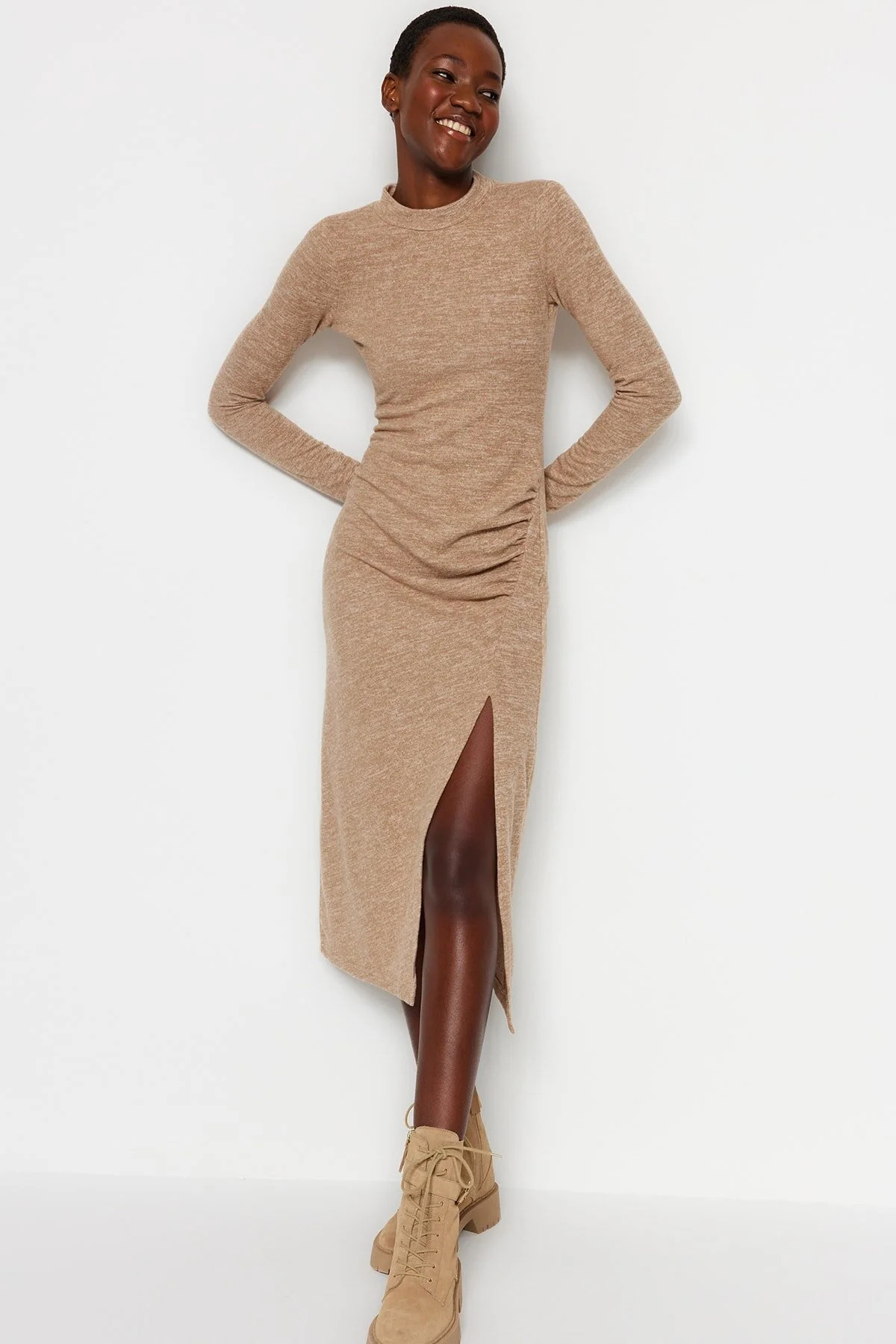 Trendyol Collection Kleid - Beige - Bodycon | Trendyol DE