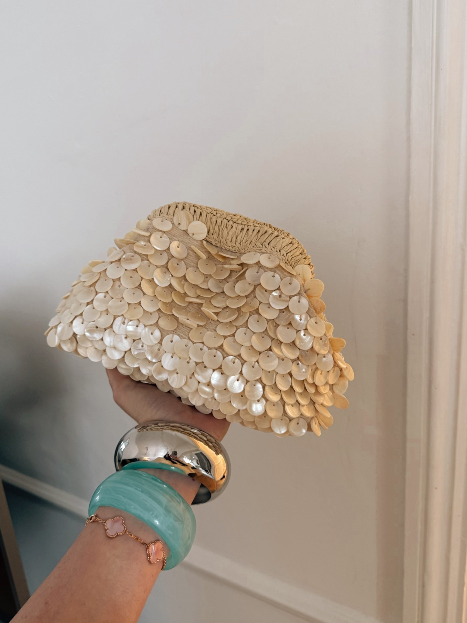 Seashells 🐚🫧🍍🍸

#LTKsummer #LTKpartywear #LTKbag