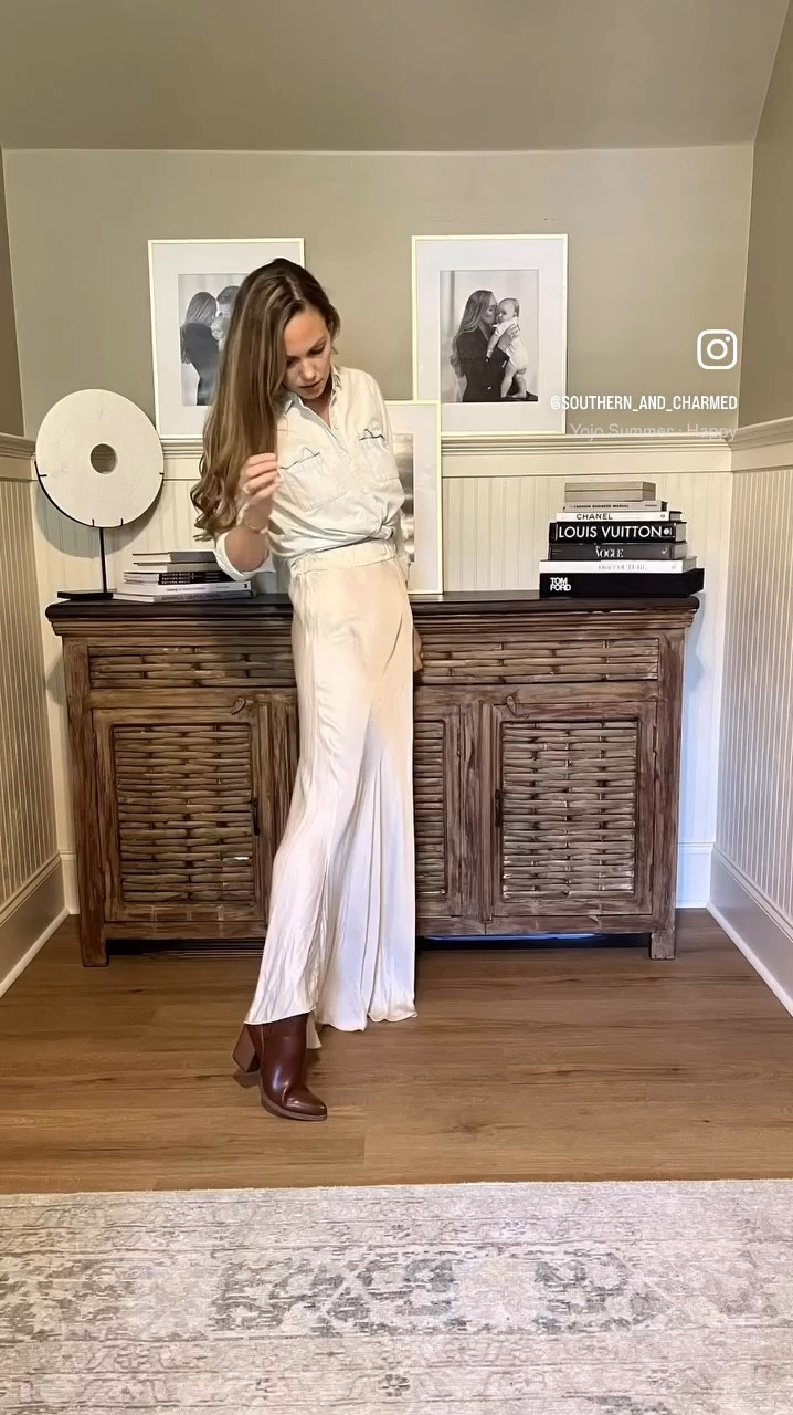 Sharing so many ways to style this under $100 cream maxi skirt from @house_of_nizhoni for this transitional season and even into winter. Love the length and flow of this skirt and the versatility is endless! Pair with a linen too and a blazer for now for an effortlessly chic office look, pair with booties and a brown leather jacket in the fall or trade out the jacket for a chambray shirt and a statement western belt and hat to be on trend for fall, and wear later with white boots and a yummy cream sweater for winter white chic that is next level elegant!