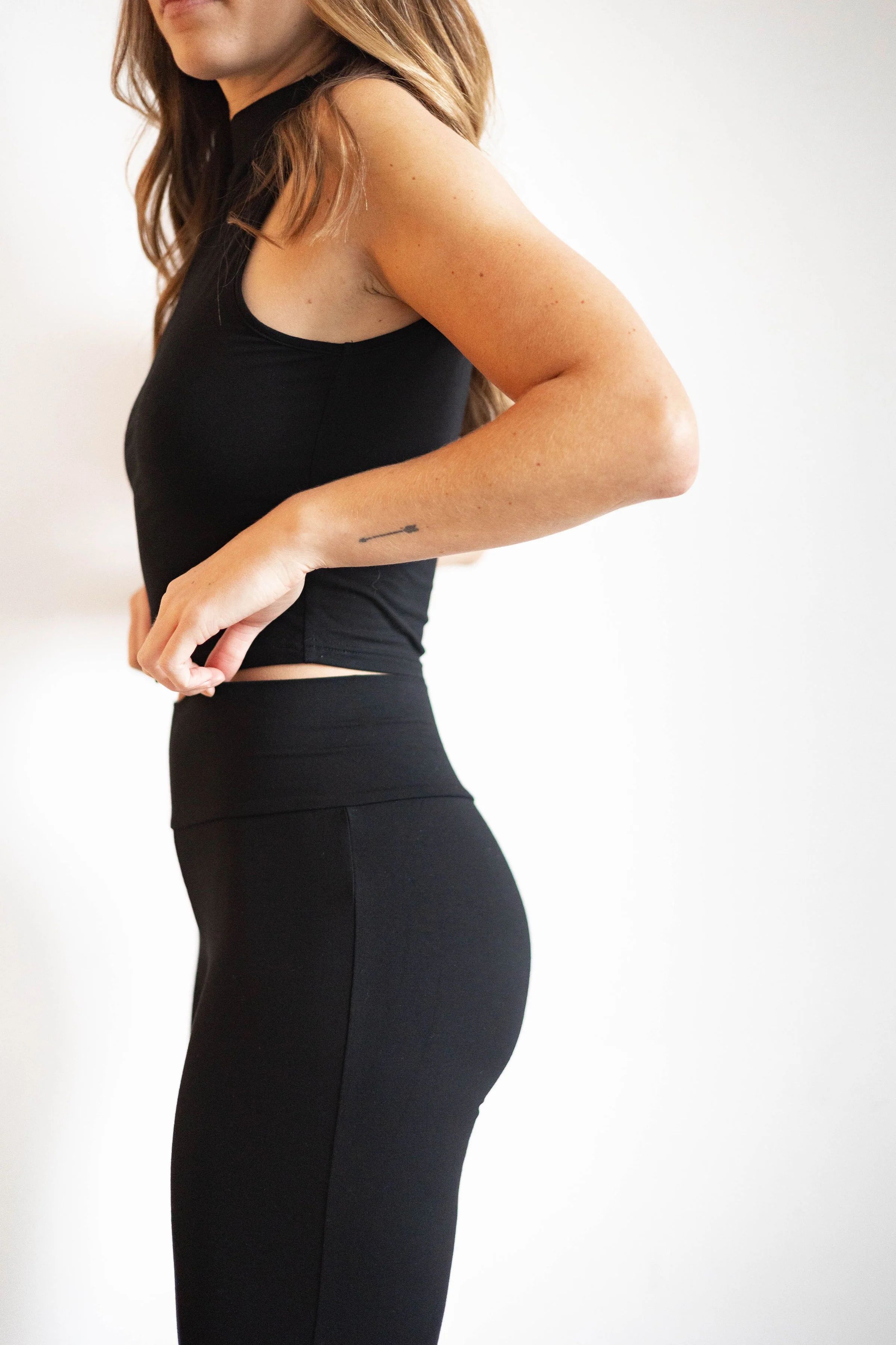 Butter Fit & Flare Pant in Onyx | waverles