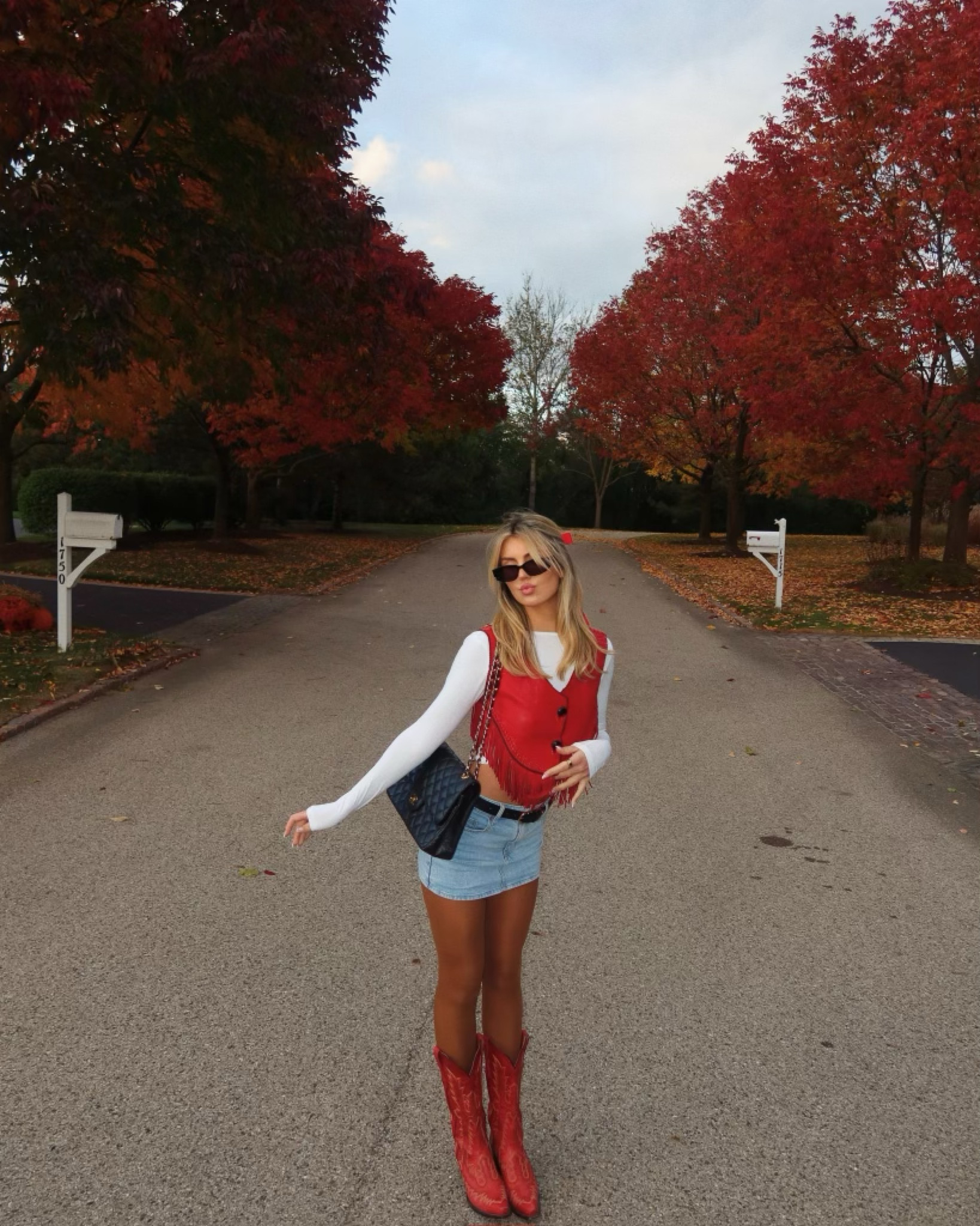 Love a pop of red ♥️♥️ 

pops of red, red boots, fall fashion, trendy fashion, outfit inspo, fall outfit, western style 

#LTKStyleTip