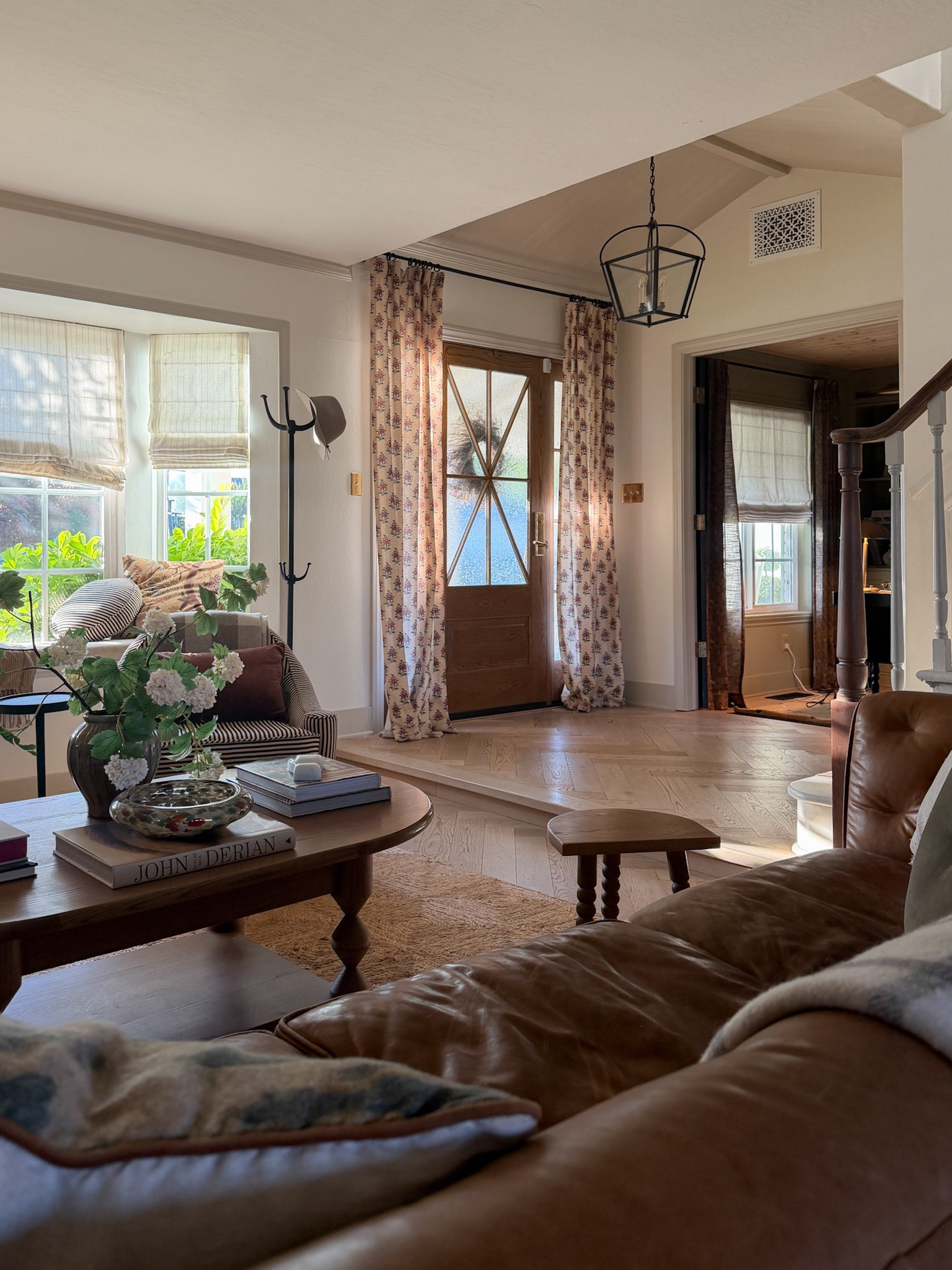 Entryway and guest bedroom view from the living room

#LTKdayinmylife #LTKHome