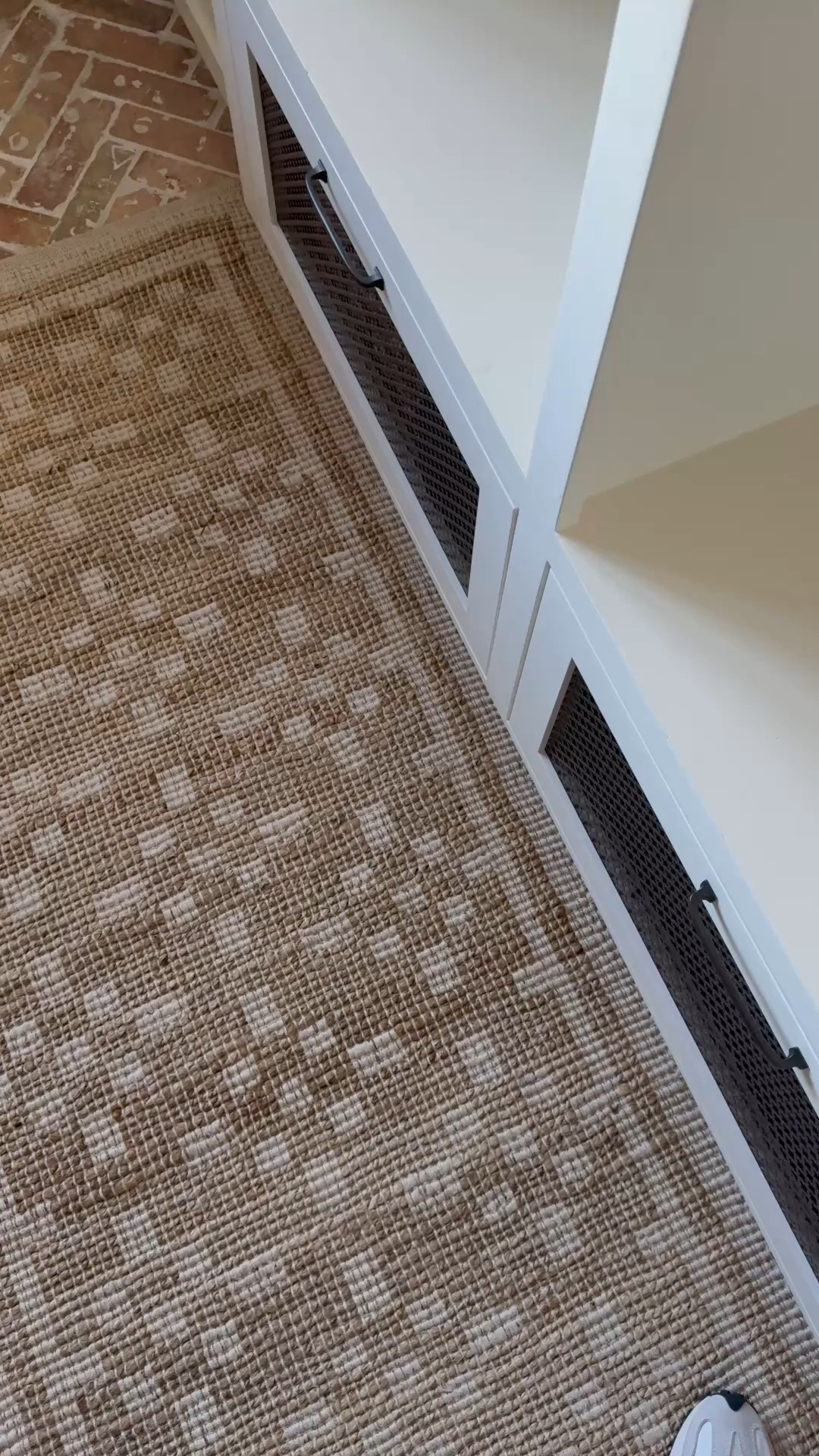 Almost 70% off today!  This is one of my all time favorites!  I love the texture, colors and print on this one.  Such a classic and the price can’t be beat!

#LTKFindsUnder100 #LTKHome #LTKSaleAlert