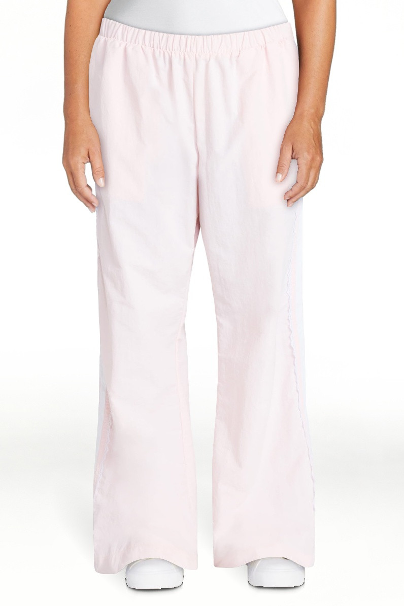 No Boundaries Lace Side Stripe Track Pants, 30.5'' Inseam, Women's XXS-XXL | Walmart (US)