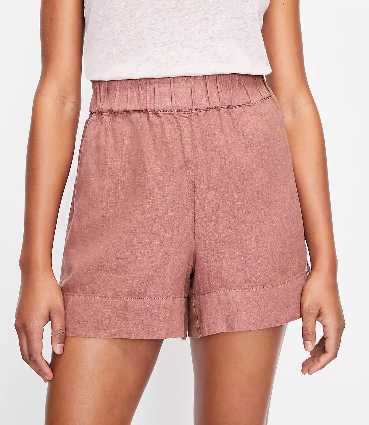 Lou & Grey Linen Pull On Shorts | LOFT | LOFT