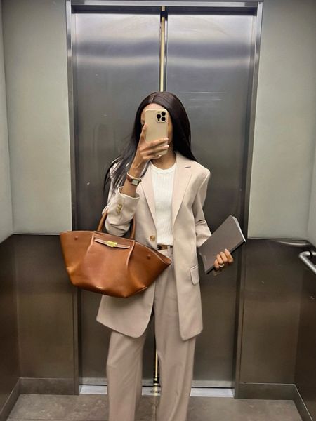 Office look #ootd #outfitideas 