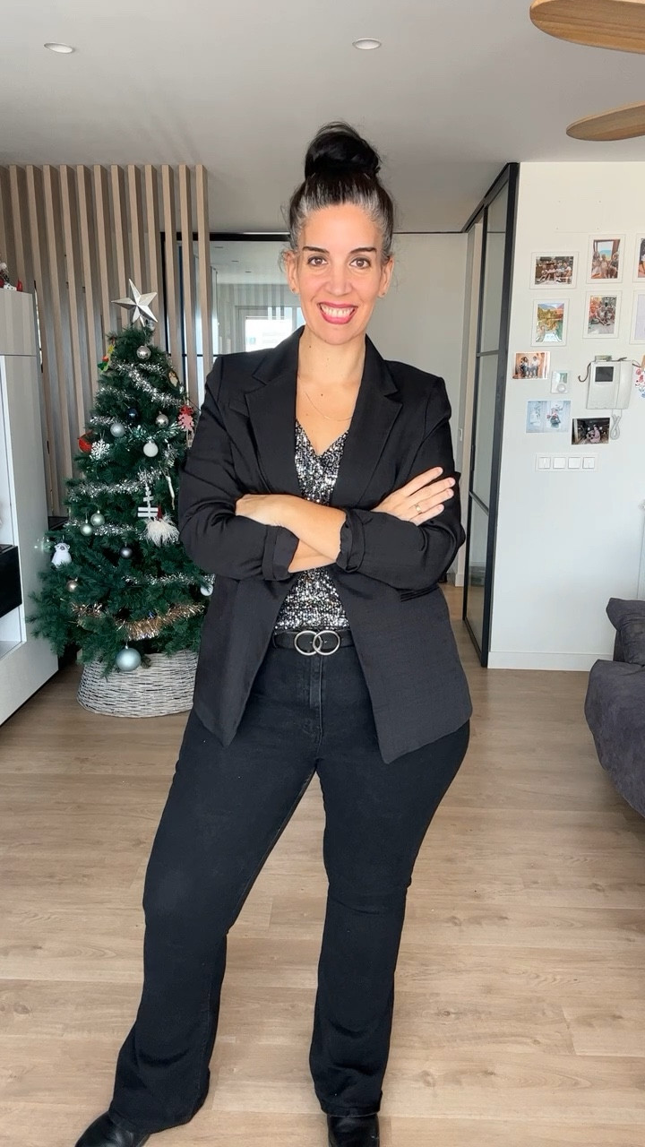 One of my top favourite look - casual and confy but still chic and festive

#ltkgift

#LTKeurope #LTKstyletip #LTKmidsize