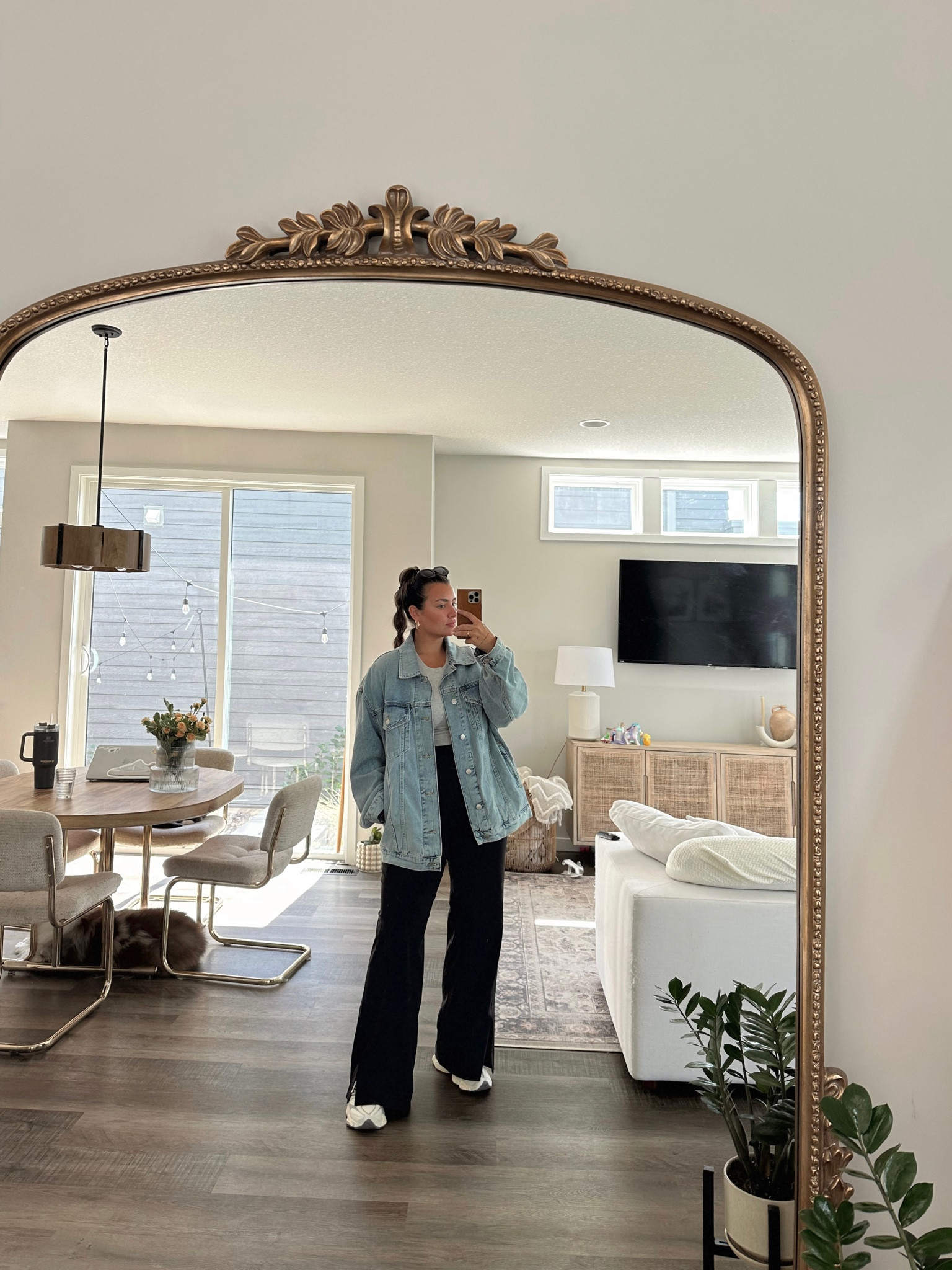 Transition to fall outfit 
Midsize curve fashion 
Wide leg pant 
Street style 
Easy outfit  
New balance 9060 sea salt sneakers

#LTKstyletip #LTKcurves #LTKshoecrush