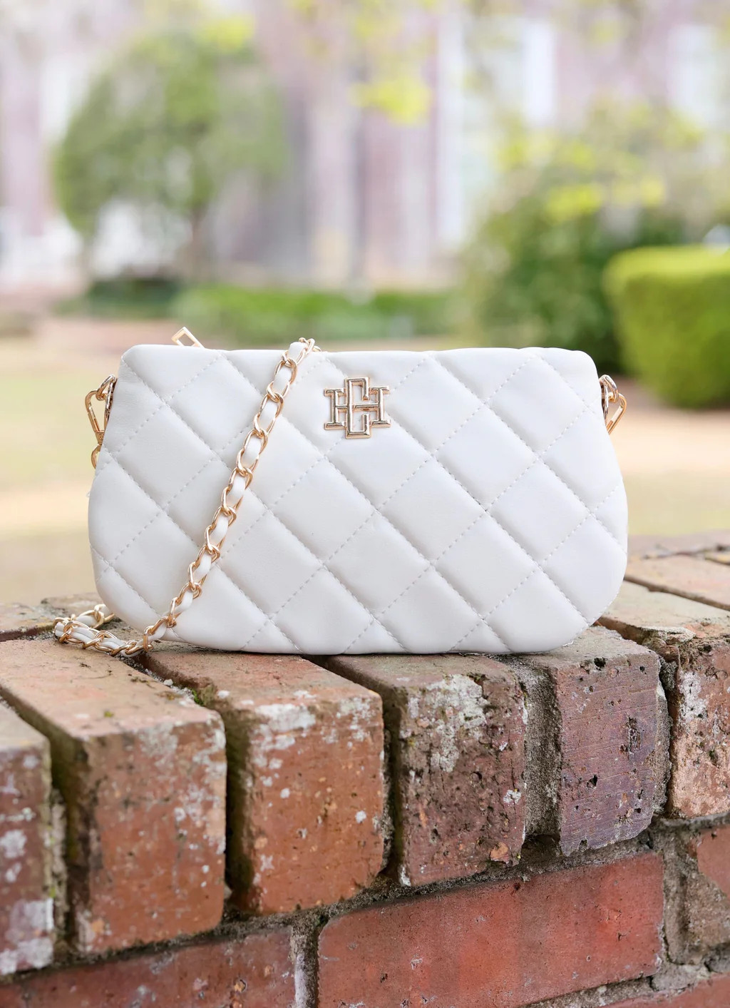 Livi Quilted Crossbody CREAM | Caroline Hill