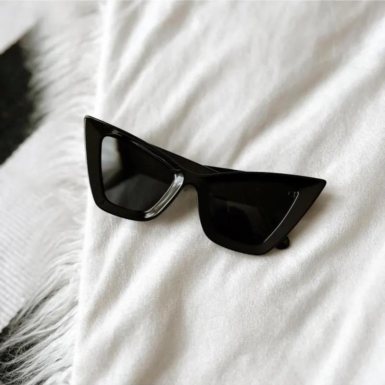 Vintage Style SunglassesSleek black vintage style cat eye sunglasses with black lenses! • 1 pai... | Etsy (US)