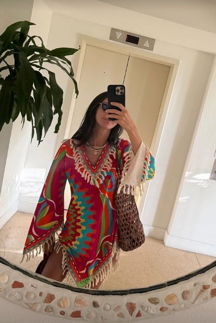 Such a fun coverup 🌴