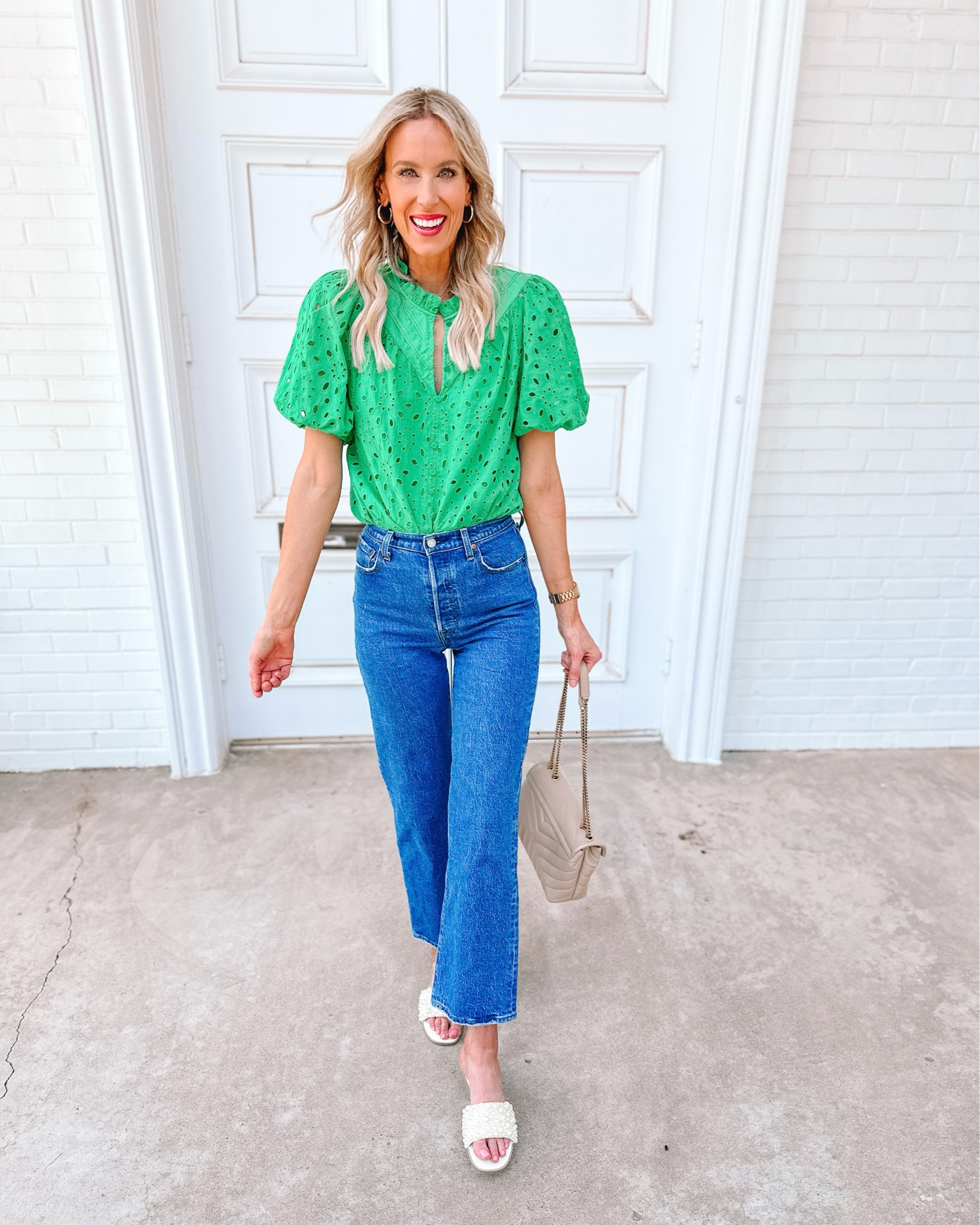 How gorgeous is this top from Amazon? 

Lantern sleeve / vneck top / summer blouse / feminine style / Levi’s / classic style / Target sandals 

#LTKfindsunder100 #LTKfindsunder50 #LTKshoecrush