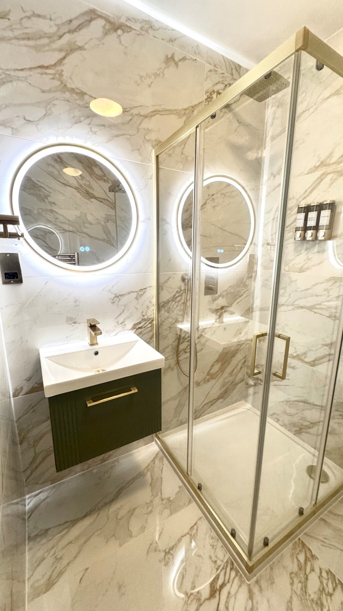 Obsessed with my new bathroom
✨ 🤩 

#LTKluxury #LTKuk #LTKhome