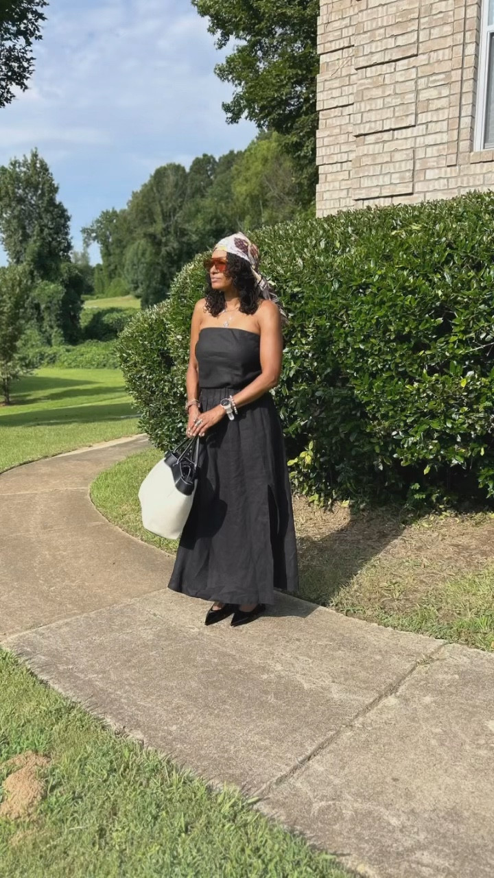 Unboxing Marc Nolan wearing Quince

#LTKFindsUnder100 #LTKOver40 #LTKSaleAlert