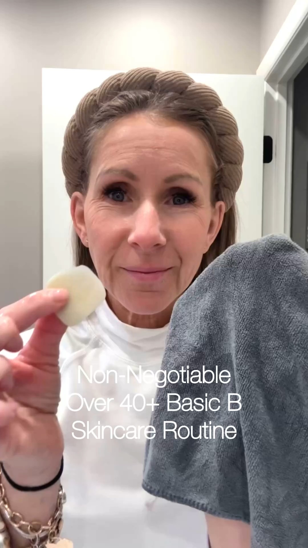 Washing our face in the morning and moisturizing is a nonnegotiable! ￼

#LTKgrwm #LTKOver40 #LTKBeauty