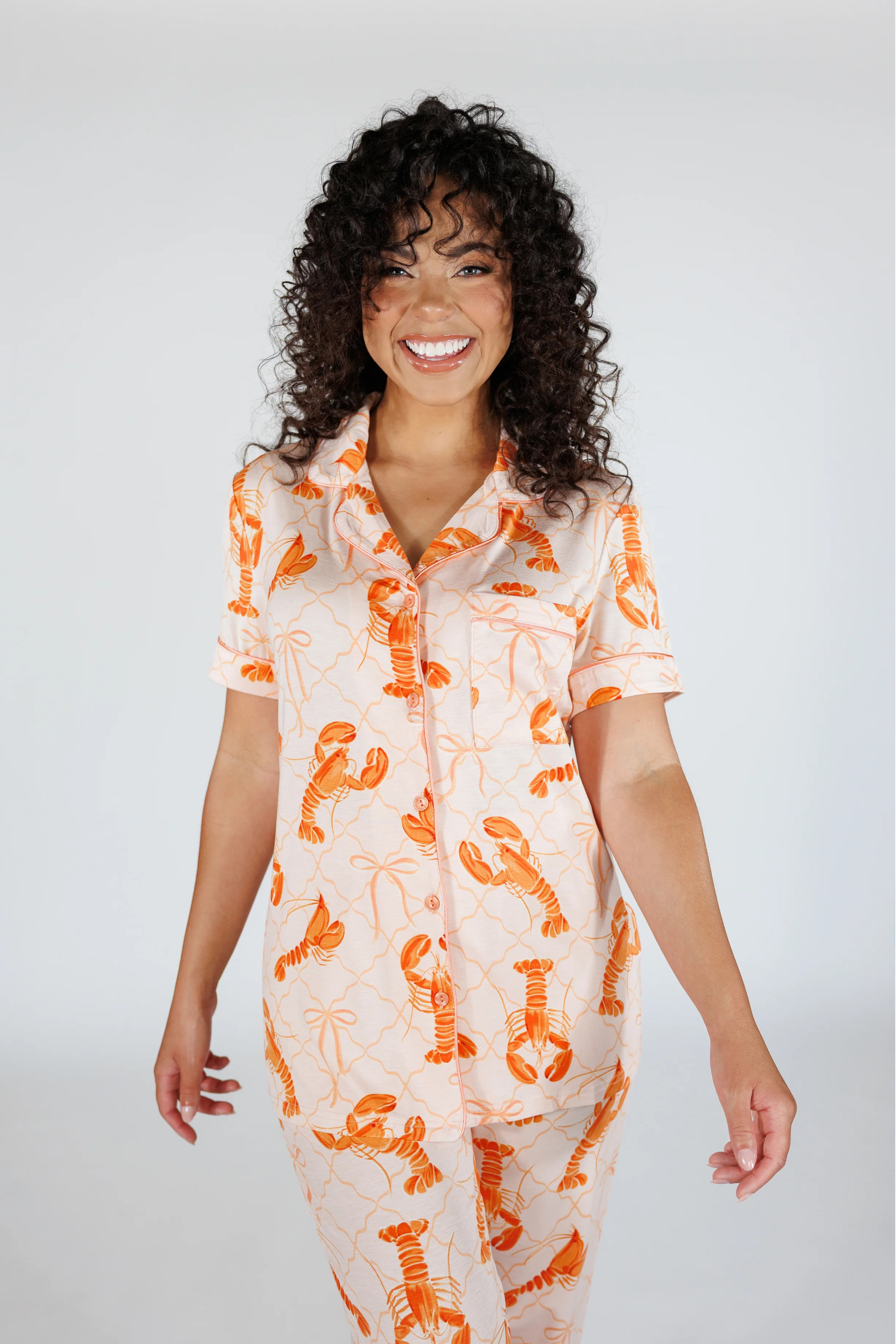 Lobster Trellis Short Sleeve & Cropped Pant Pajama Set | In My Sundays