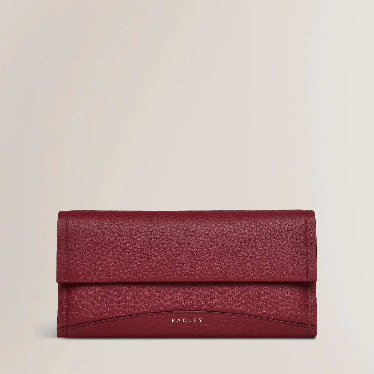 Large Cranberry Red Continental Wallet | The Chancery AW24 | Radley | Radley London US