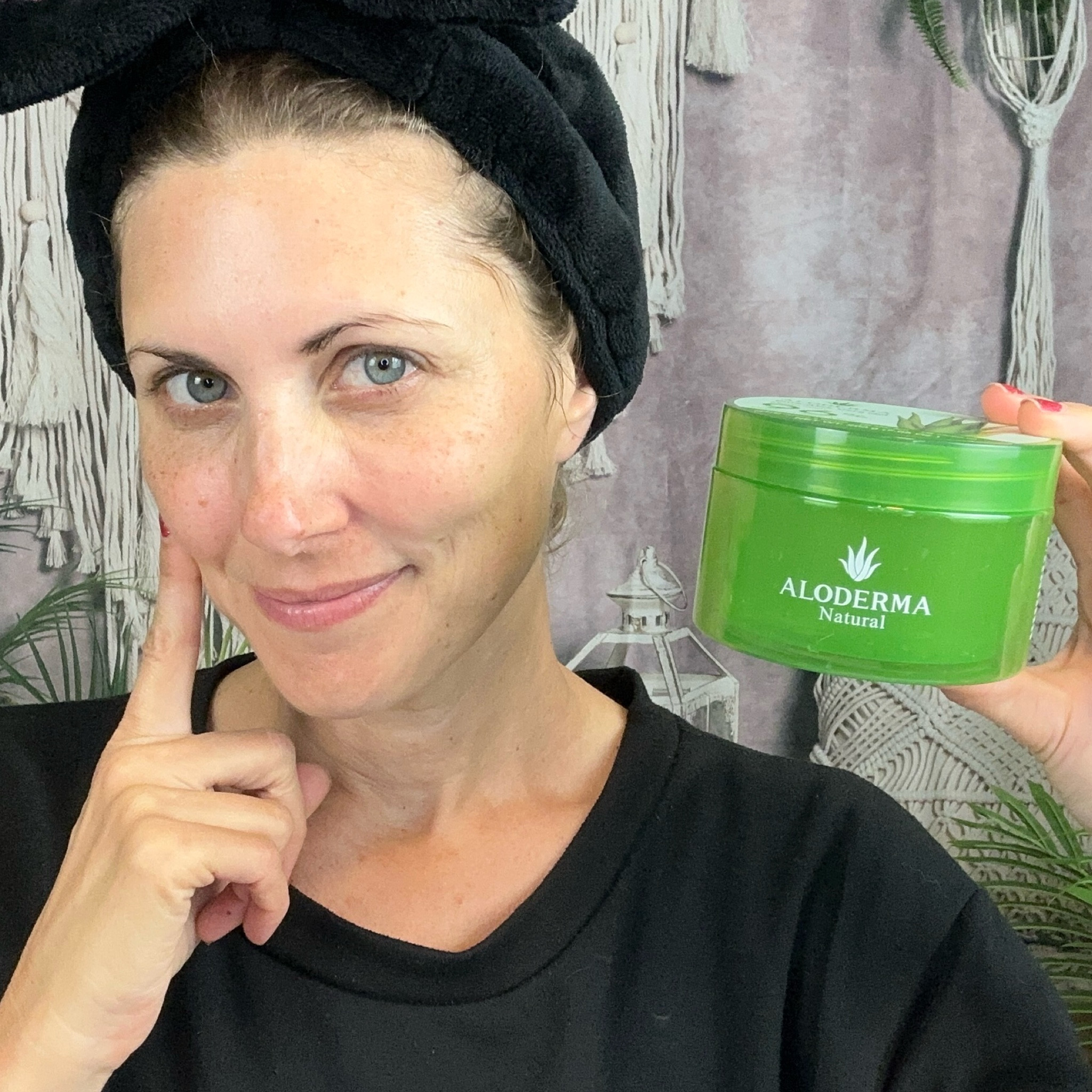 Aloderma Aloe Vera Gel is a Must-Have for Skincare. Softer hydrated skin and important to have for after sun care too!

#LTKOver40 #LTKBeauty #LTKFindsUnder50