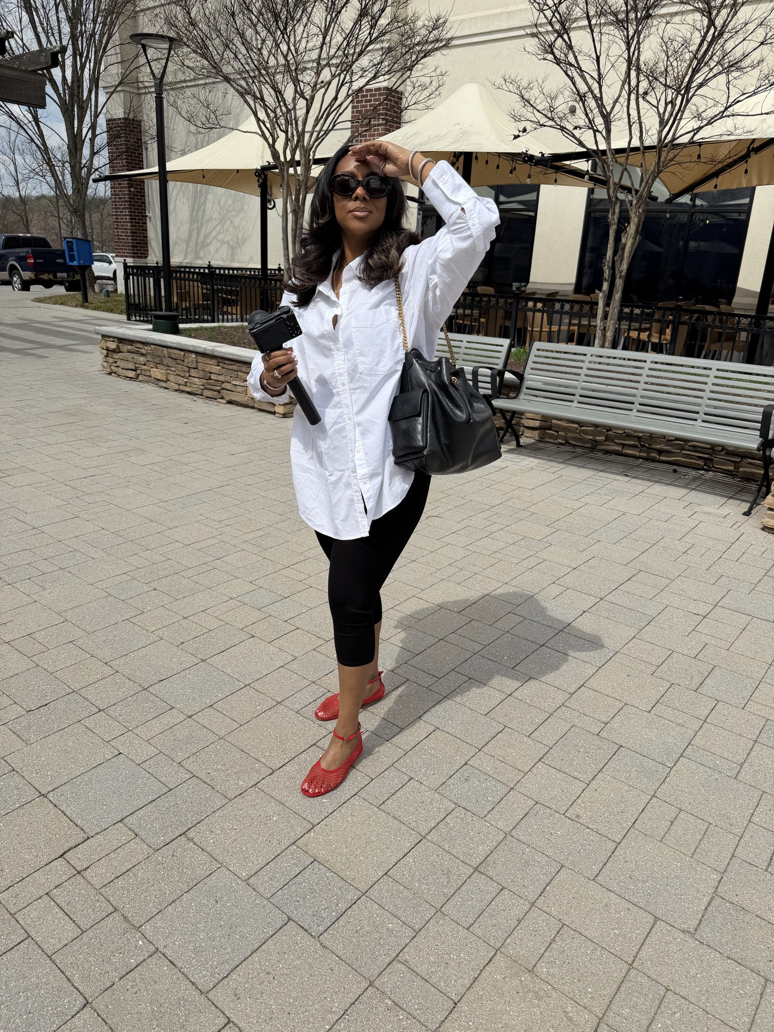 Easy spring OOTD : how to style capris 

#LTKSeasonal #LTKootd #LTKMidsize